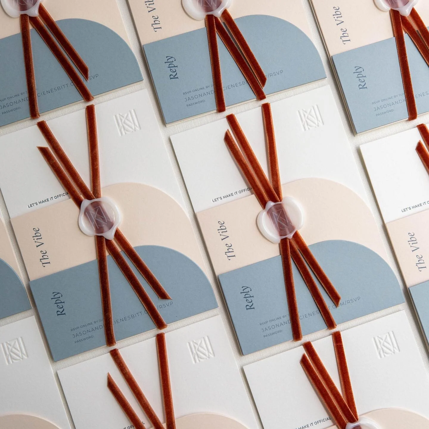 The way this suite is bundled makes me happy. 

The layers of soft summery pastel cotton paper. The rounded corners that nestle just so. A subtle monogram impression in the top right corner. Just enough information peeping through from each card to b