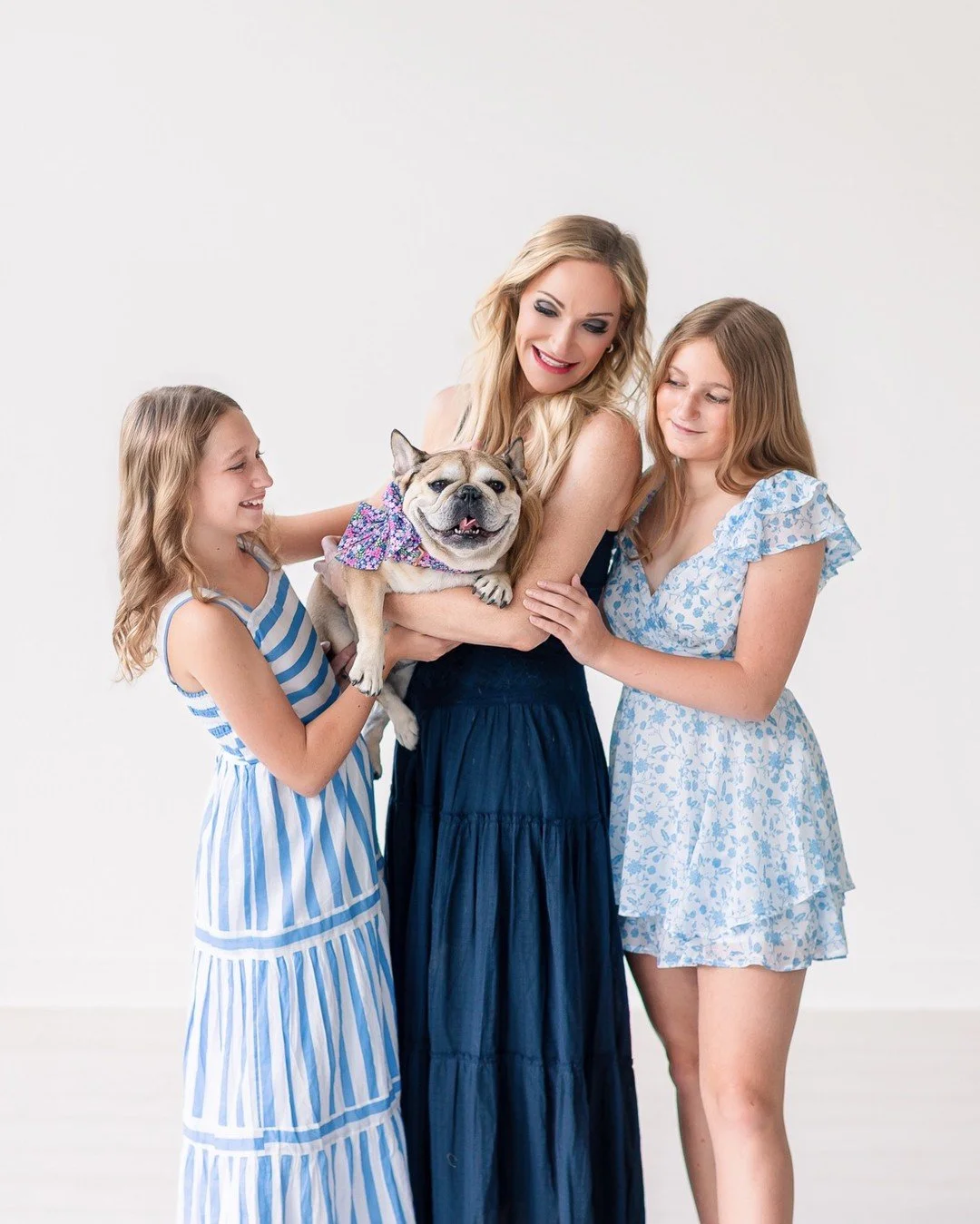 Four of the most fabulous ladies I know! 😘🐶