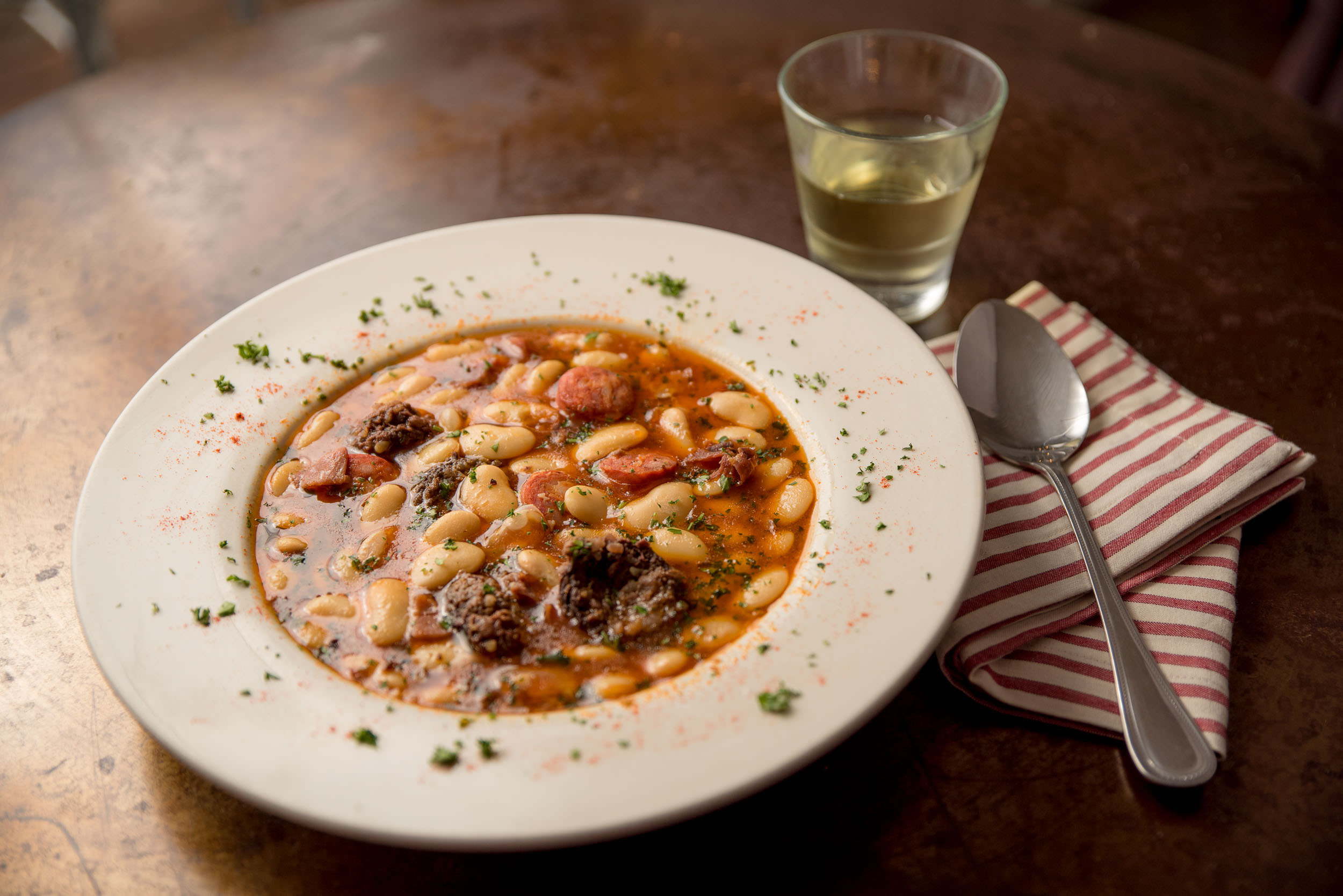 Si tapas restaurant bar