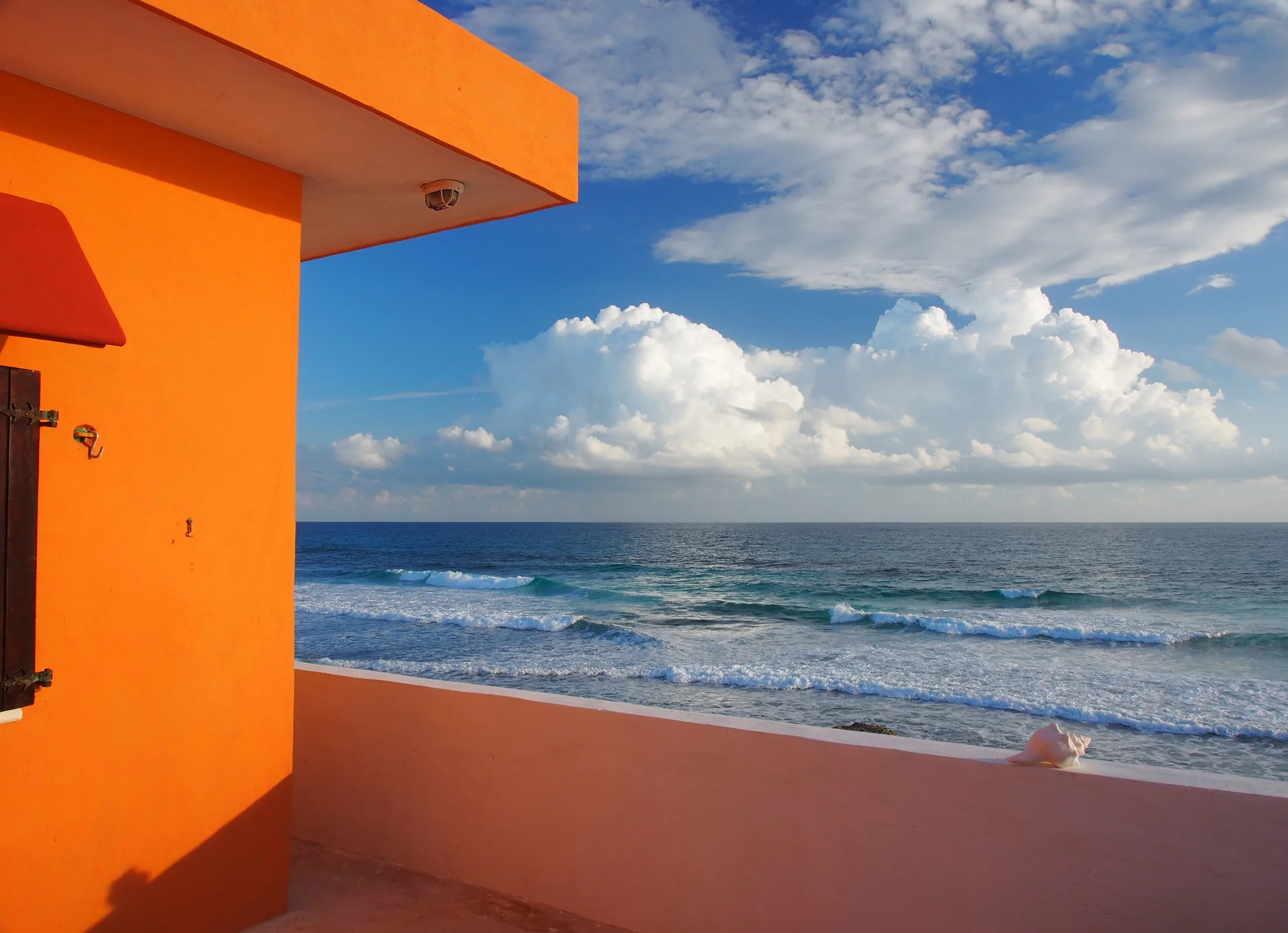 The colors of Isla Mujeres are absolutely intense everywhere you look!