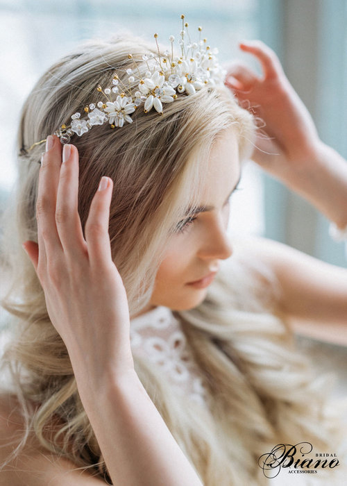 White Floral Headband Veil for Women & Girls Wedding Veil Lysandra Headband  Veil