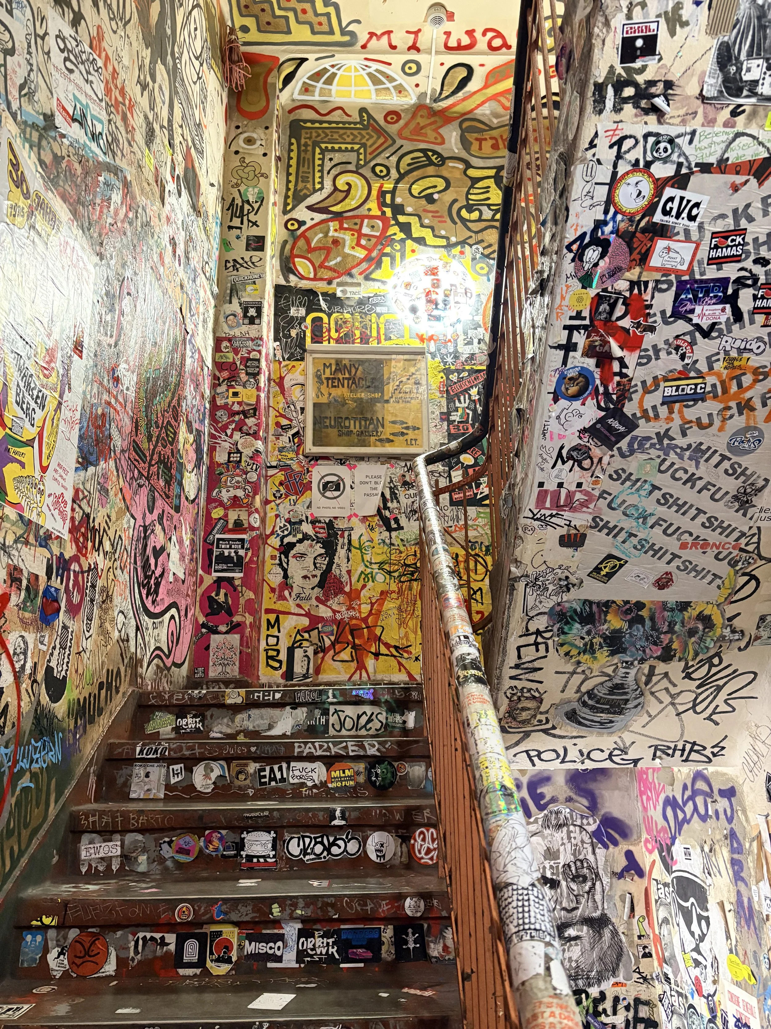  Treppenaufgang ehem. Kunsthaus Tacheles, ca. 2019 