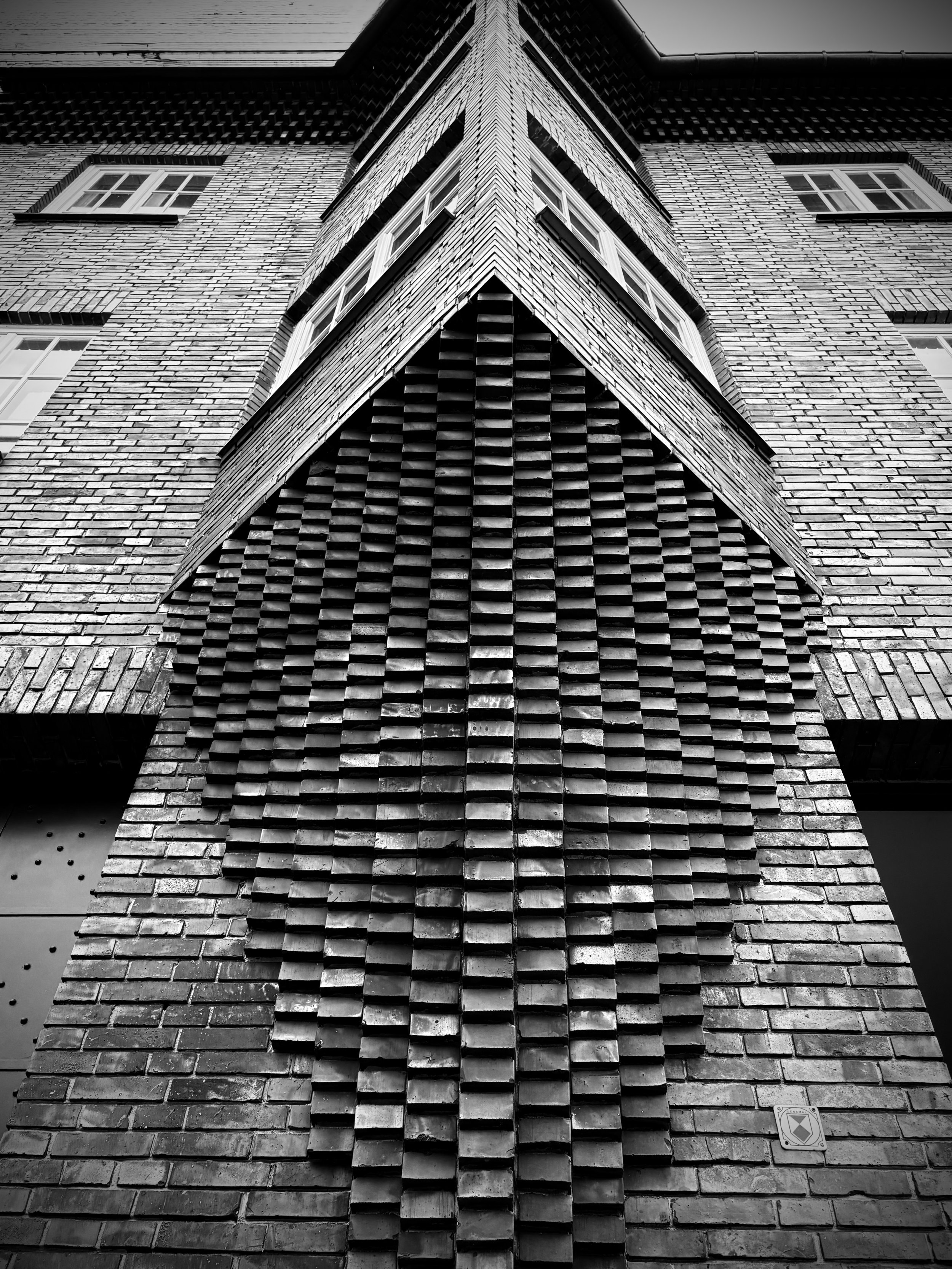  Hausfassade in Berlin Kreuzberg )Paul-Lincke-Ufer) 