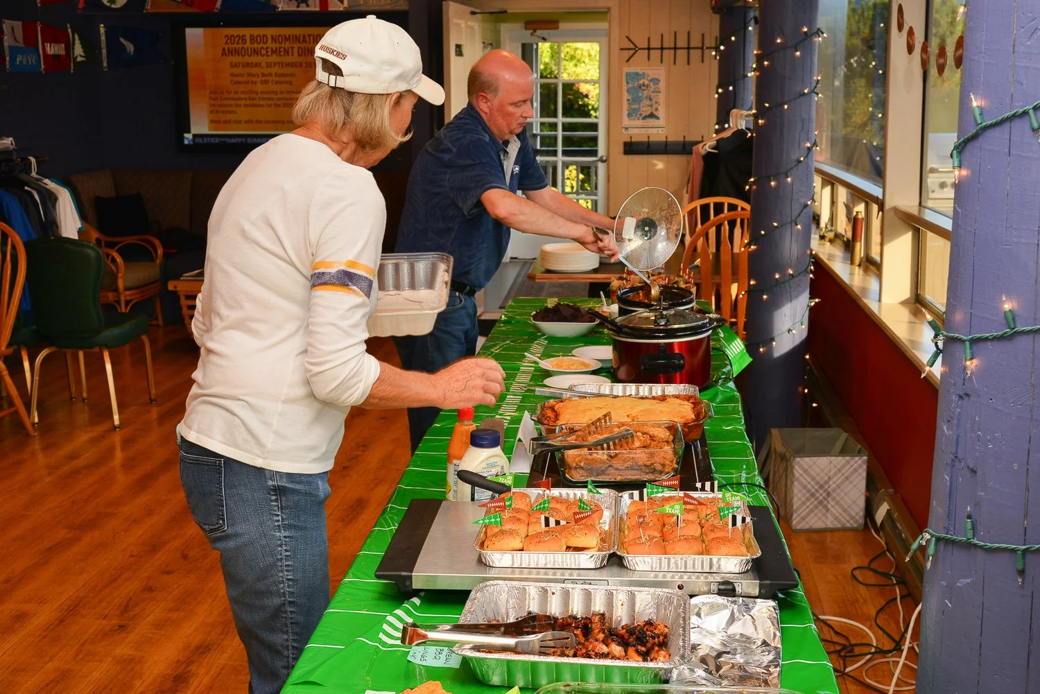 20250913-Tailgate Potluck-012.jpg