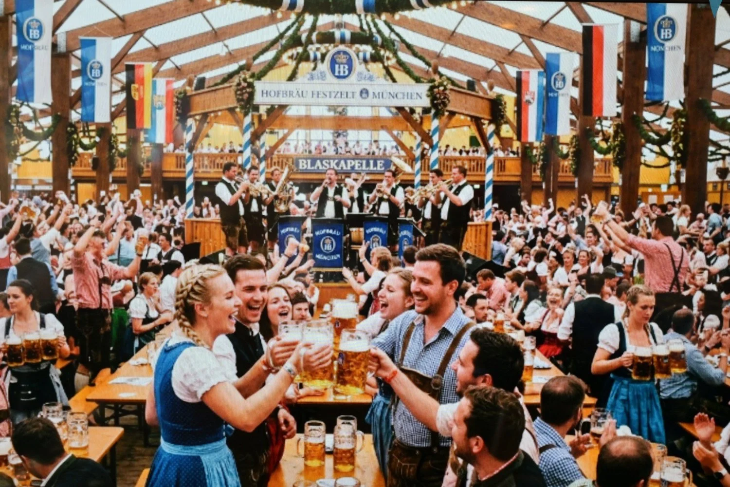 20261010-Oktoberfest-002.jpg
