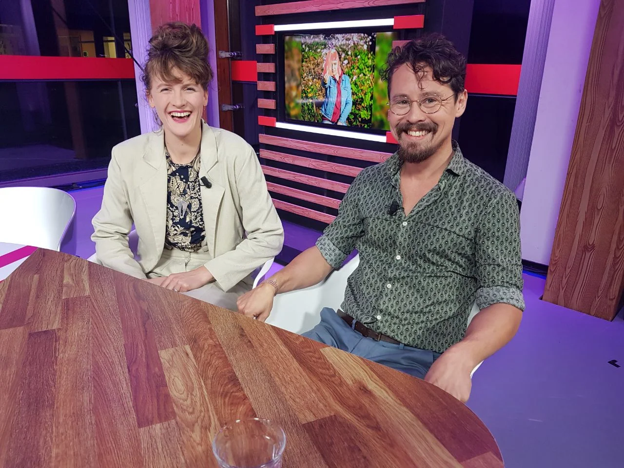 Ons Televisie Debuut bij Na Het Nieuws