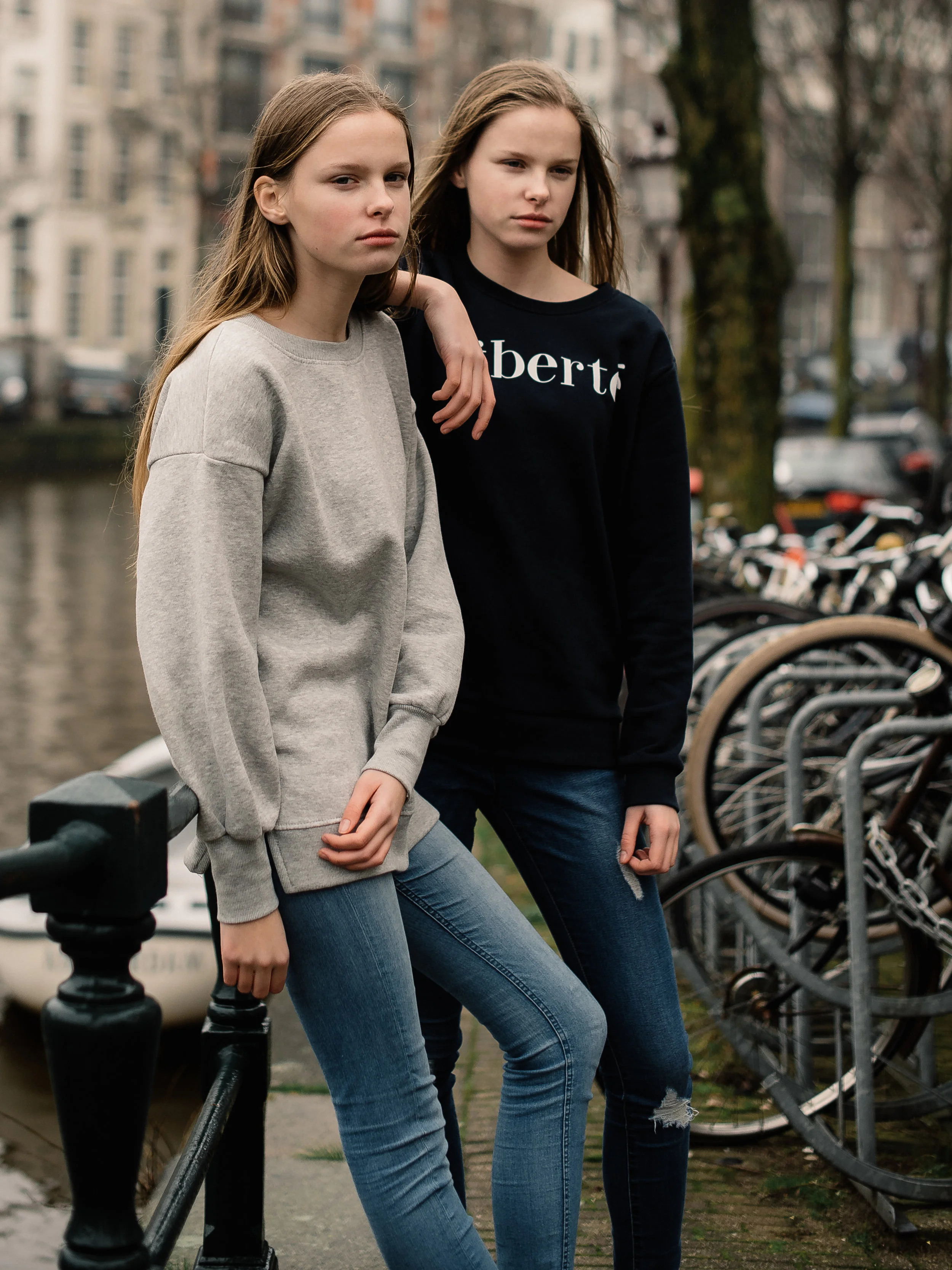 twins-webres--2.jpg