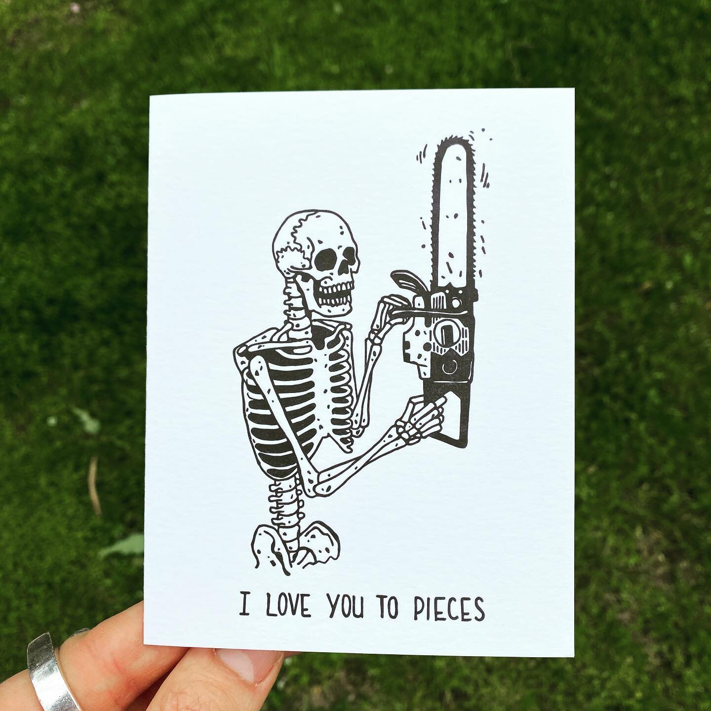 These cards turned out so good!
Selling fast! Only 20 made and half are already gone!😯
.
.
.
#limited #beebosloth #letterpress #printing #letterpressprint #chainsaw #fun #illustration #valentines #greetingcard #skeleton #lowbrow