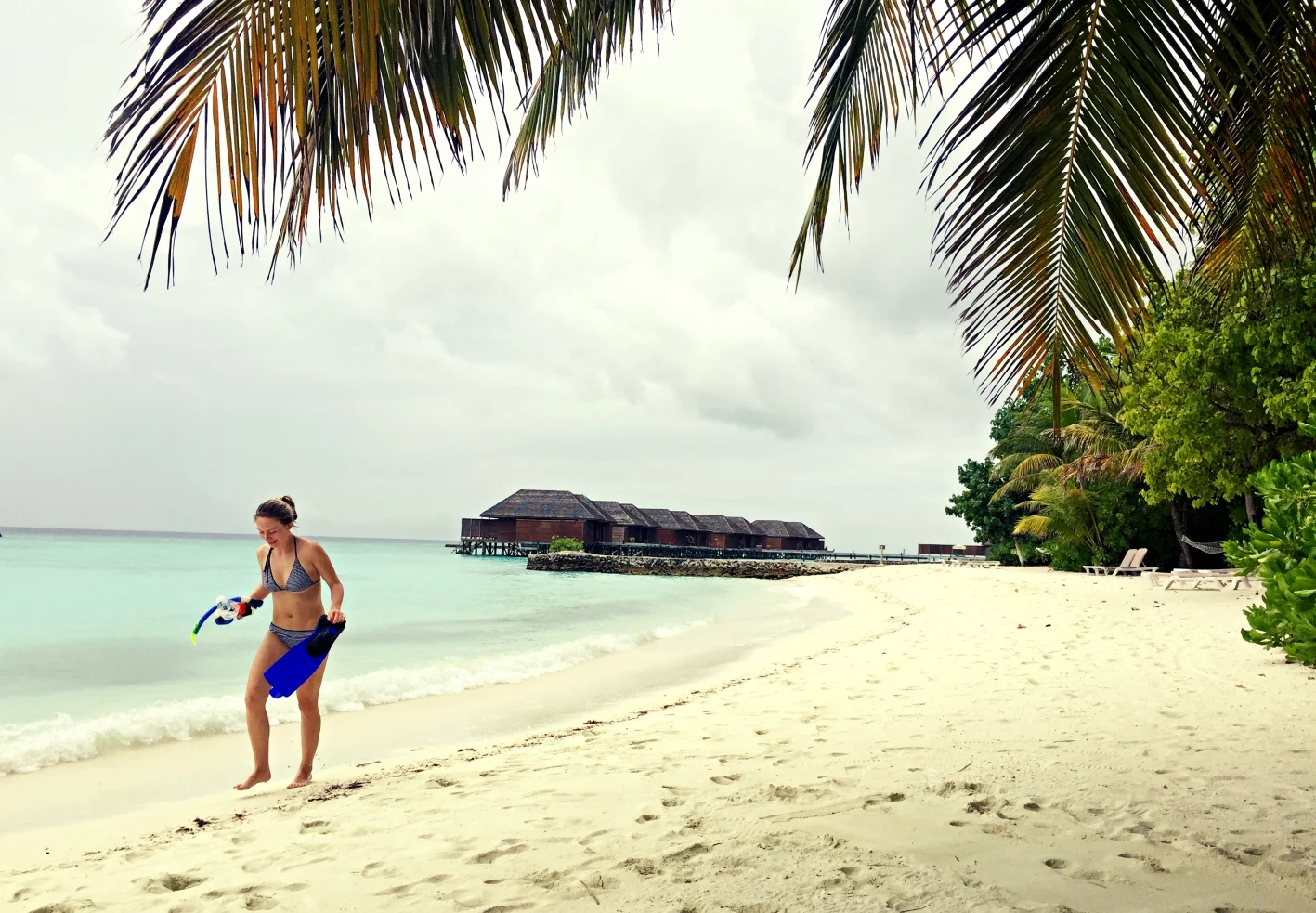 25 rzeczy, które musisz ze sobą zabrać na Malediwy (oraz w inne egzotyczne miejsca)