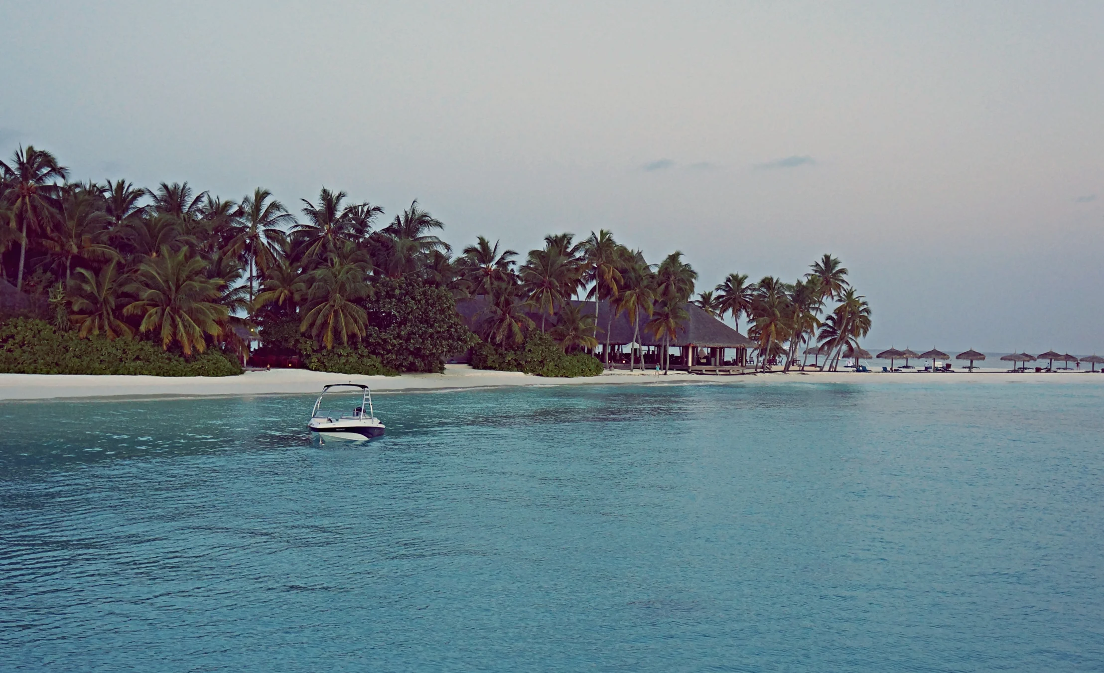 BUDGET TRAVEL TO MALDIVES – IS IT POSSIBLE?