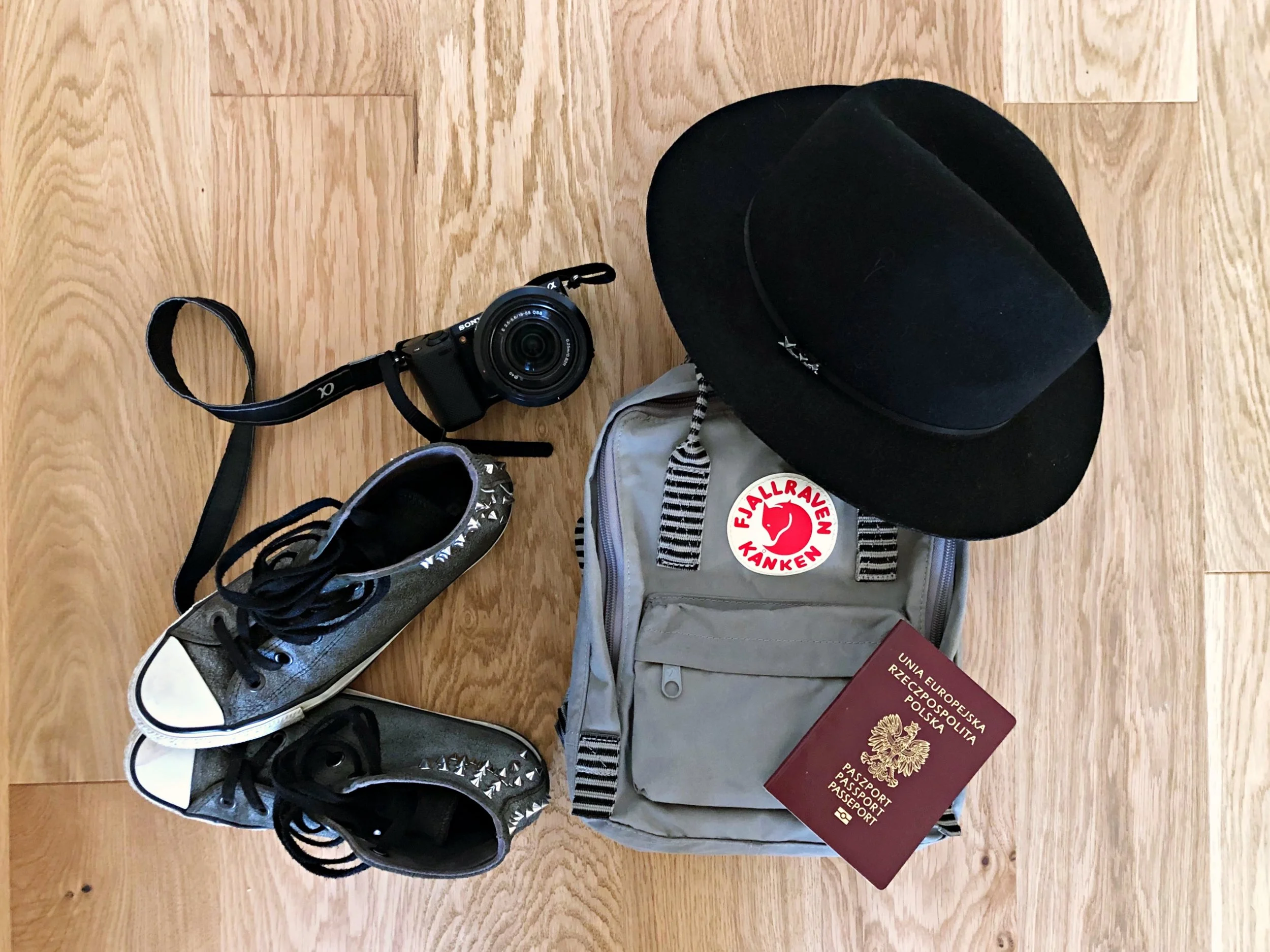 YOUR TRAVEL BAG ESSENTIALS