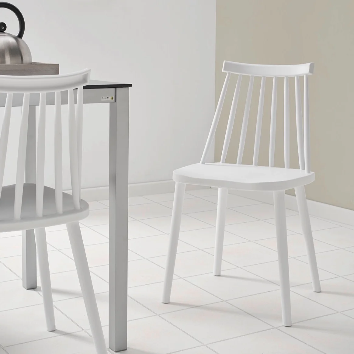 Comprar sillas de cocina y comedor modernas online — BLUMVER.