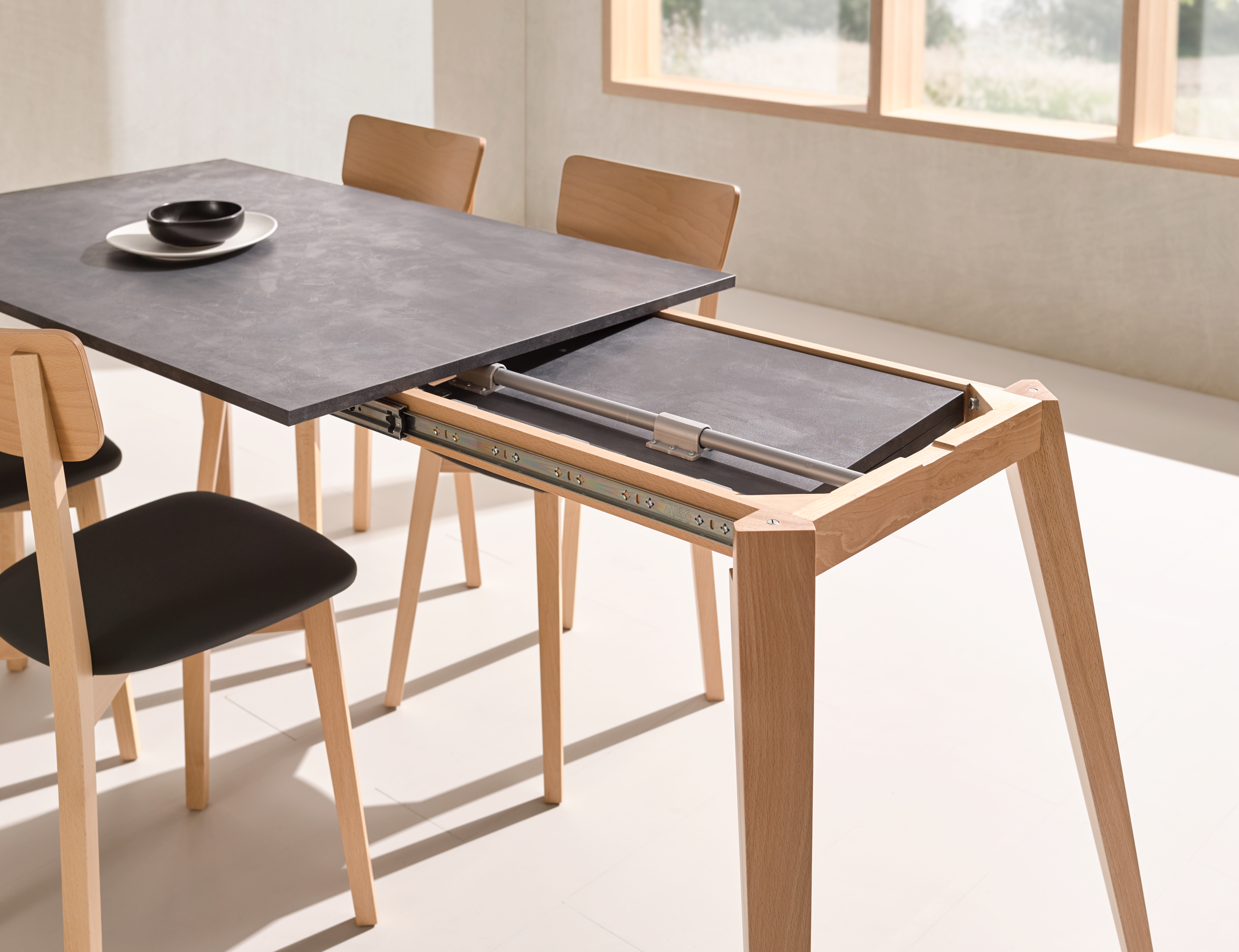 Modelos de mesas para cocinas estrechas — BLUMVER.