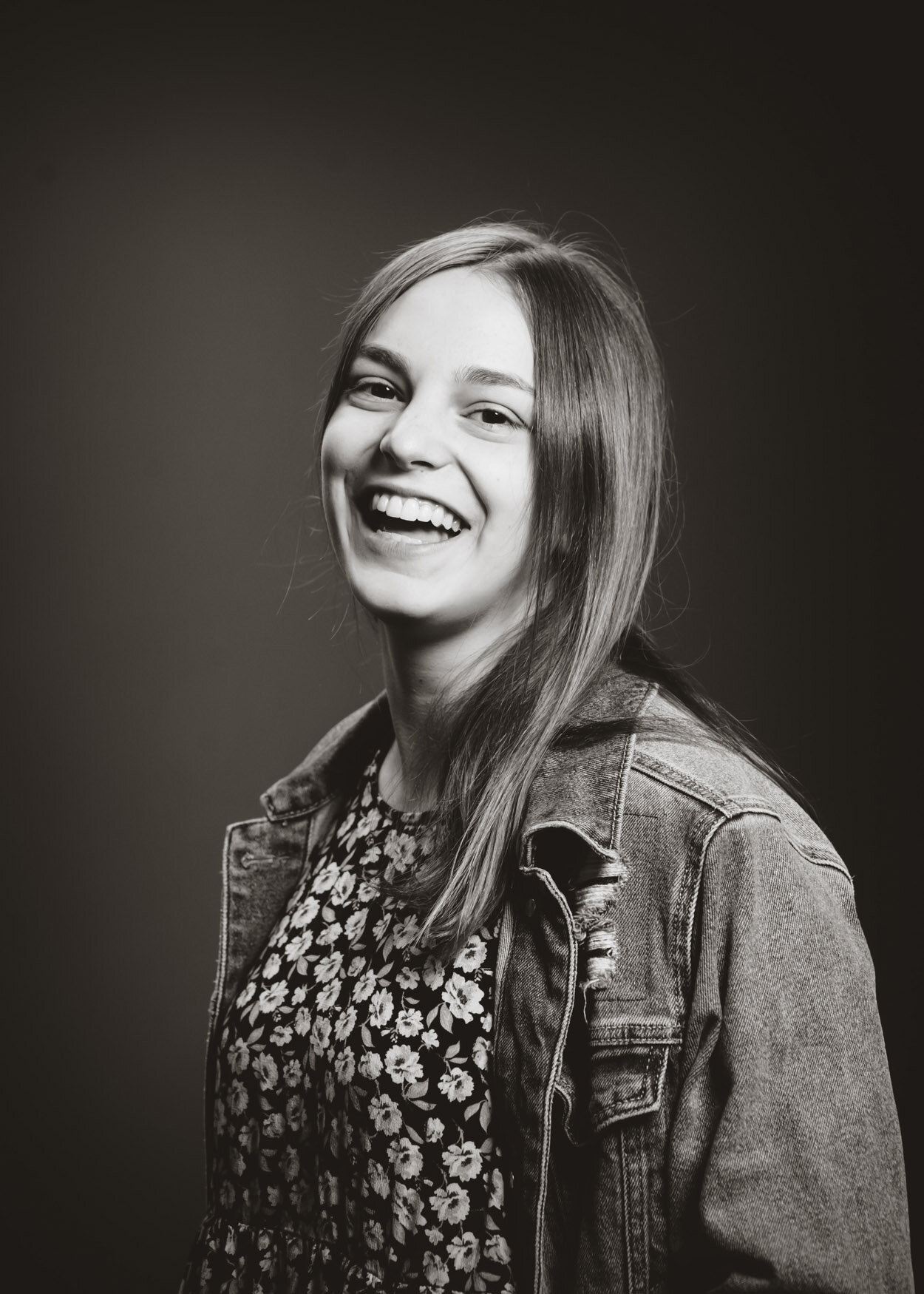 Girl Senior Pictures Joplin-55.jpg