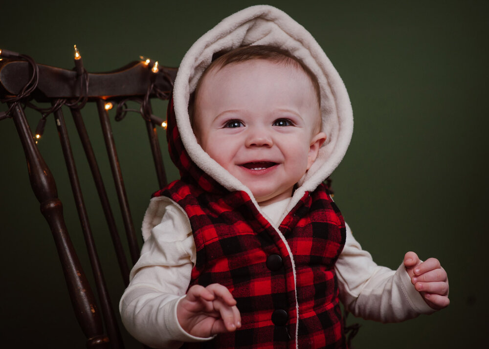 Baby's First Christmas/Family Portraits — Calotype Photography