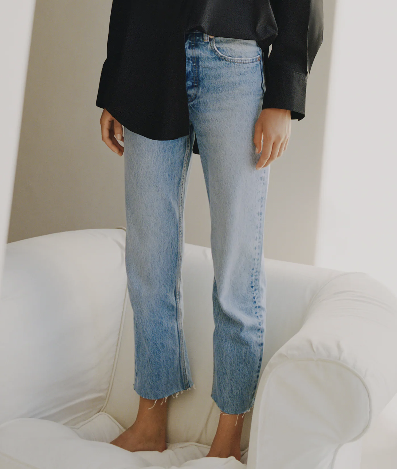 ZARA: HI-RISE STRAIGHT LEG JEANS TRF