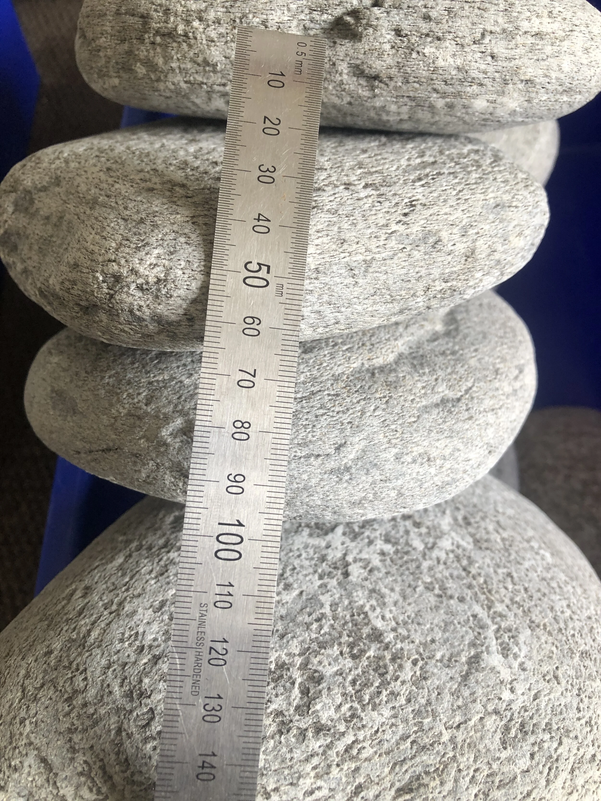 West Coast Large Flat Stones - 20kg Bags