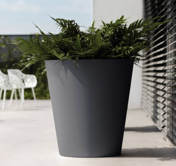 Elho Pots Beautiful European Pots for indoor and outdoor use