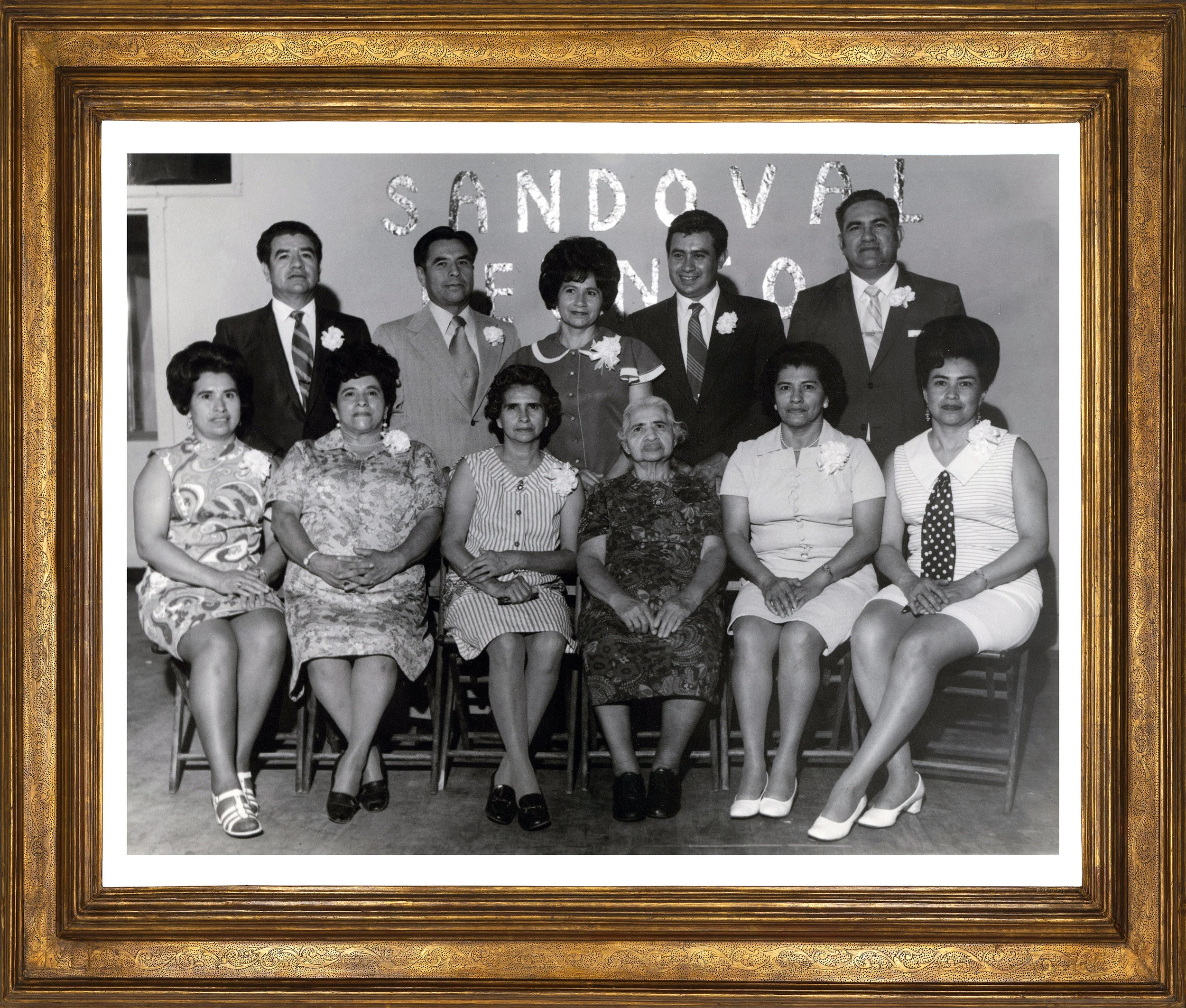 LaFamiliaPhoto3.jpg
