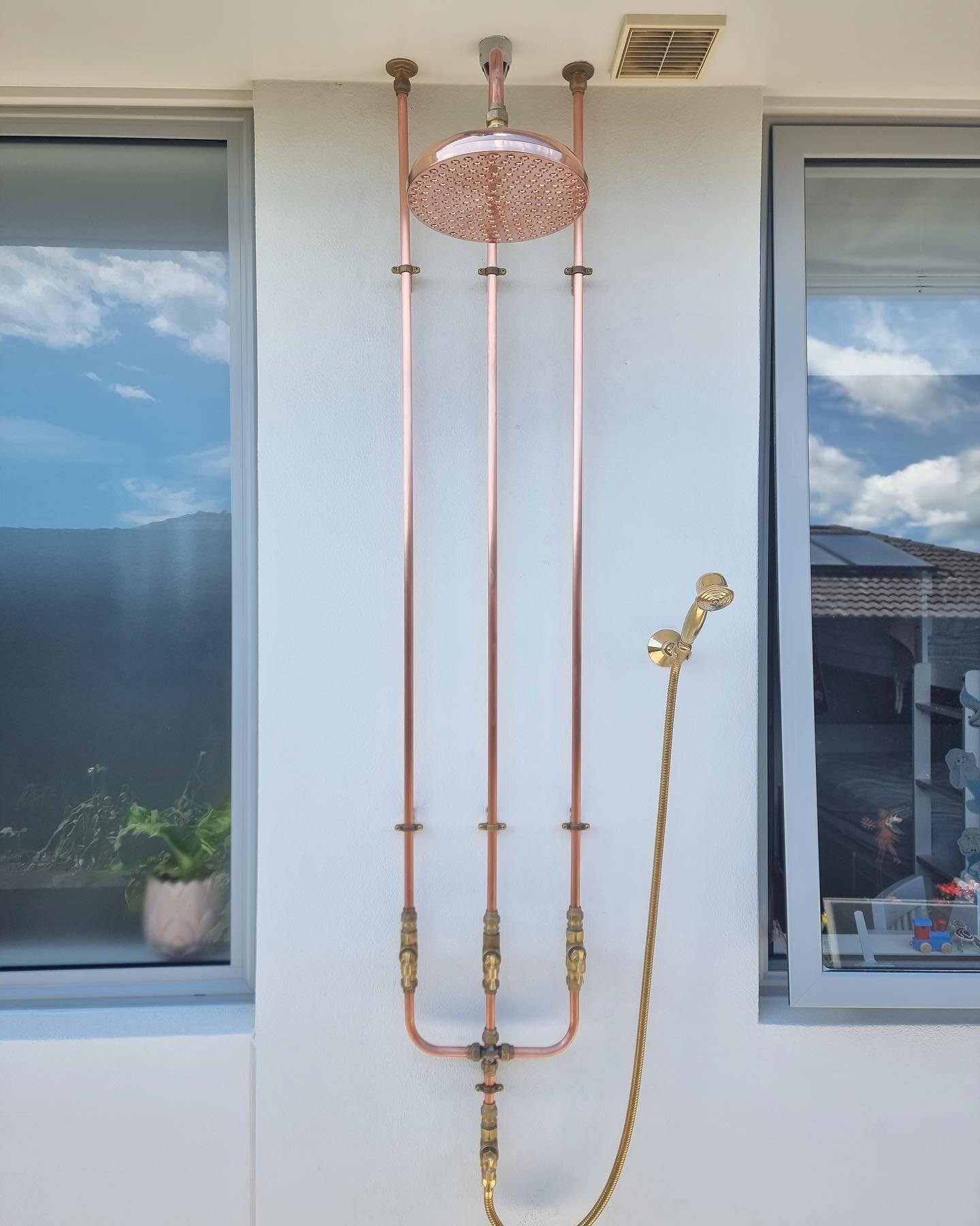 Another awesome copper outdoor shower set up by Connor 👌🏻