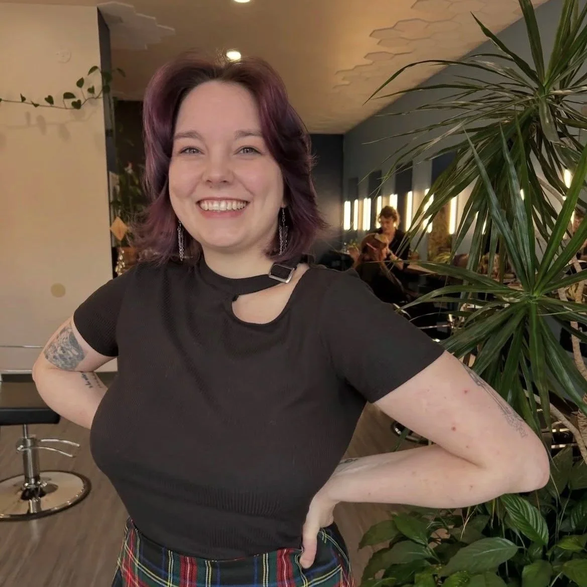 Elle. Curls. Waves. 100/hr