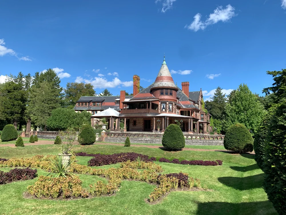 Sonnenberg Mansion &amp; Garden
