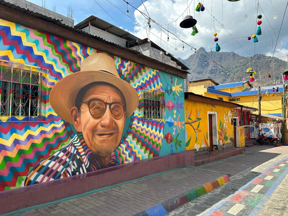 La Calle de Las Sombrillas