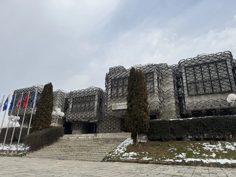 Biblioteka Kombetare