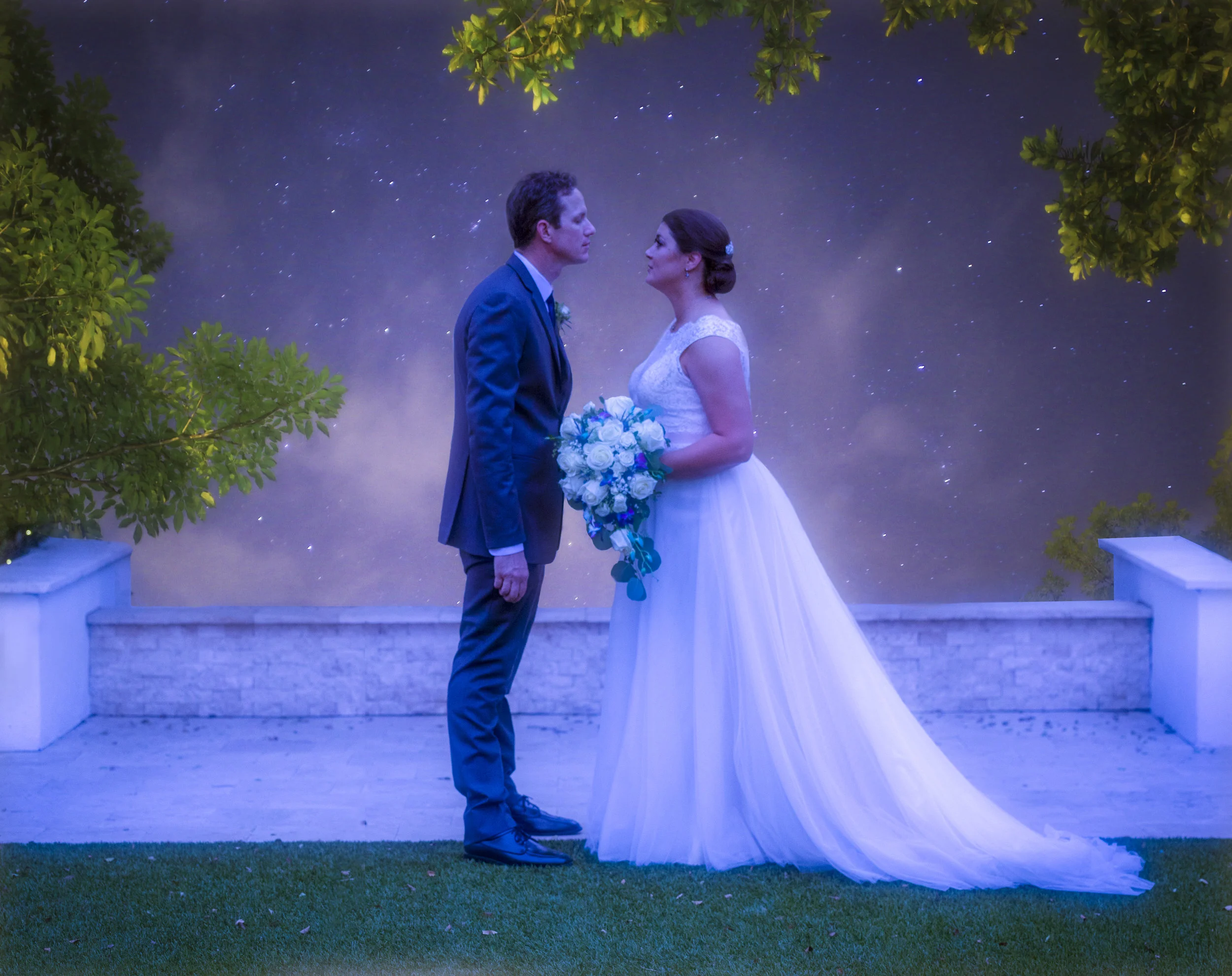 SAMPLE WEDDING PHOTO3 LALA LAND 1 adjusted-1.jpg