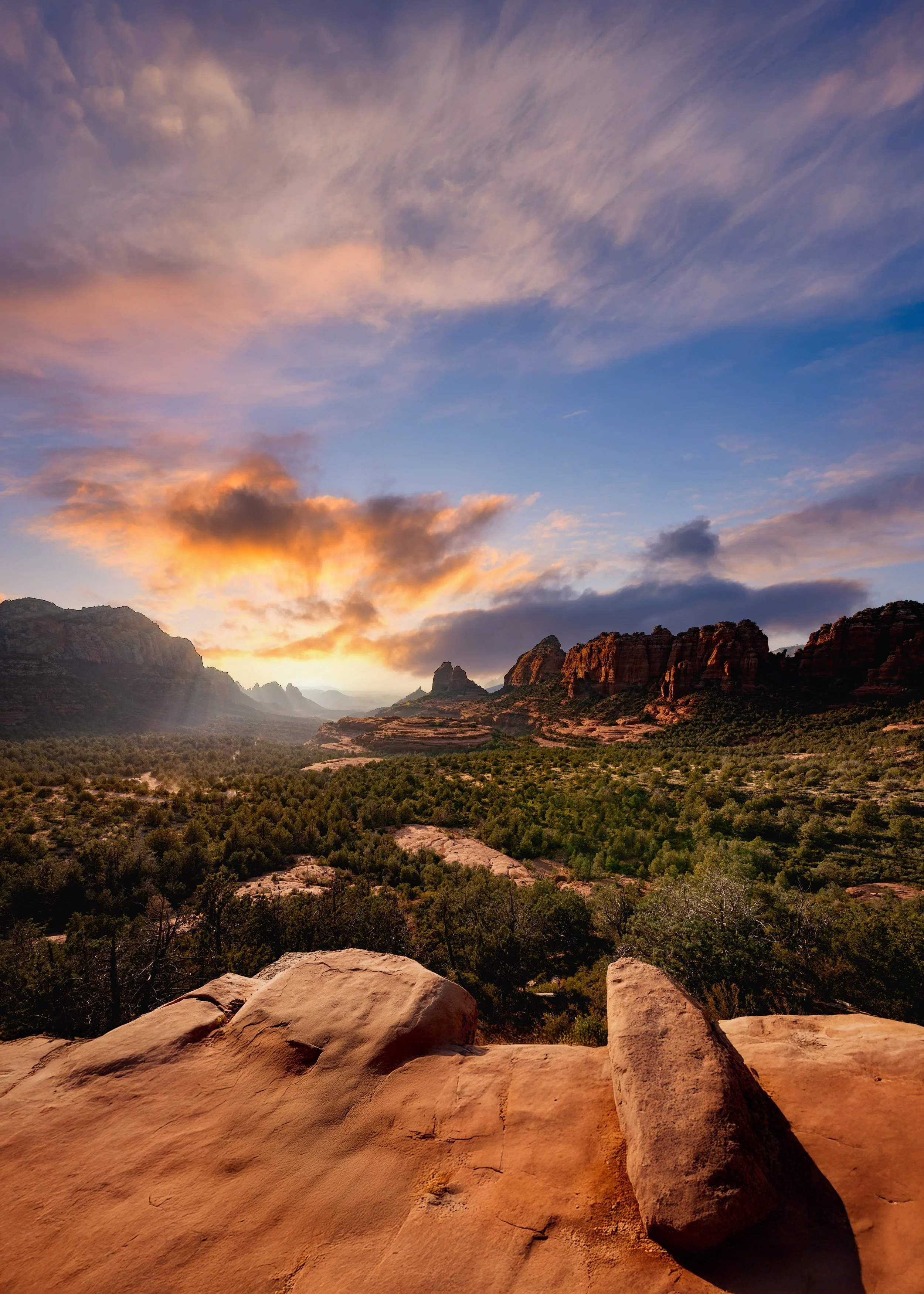 Sedona Sunset 2023 rim VERT.jpeg