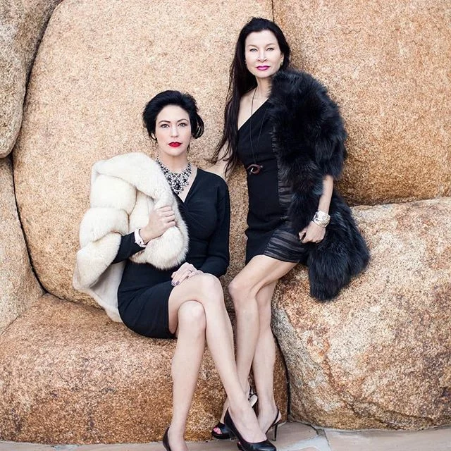 On the international woman's day, I joined my friend @andreagrant.copious to share  our stories and inspire others 🙂💜
.
.
.
.
.
#womancrusheveryday #haida #womanclothing #nativepride #woman #nativeshoes #womans #womanofgod #womanart #nativeamericans #nativemade #nativestyle #natives #nativeamerican #womansday #haidaart #haiday #nativeart #wonderwoman #native #nativebeauty #womanday #womanempowerment #haidagwaii #nativegirl