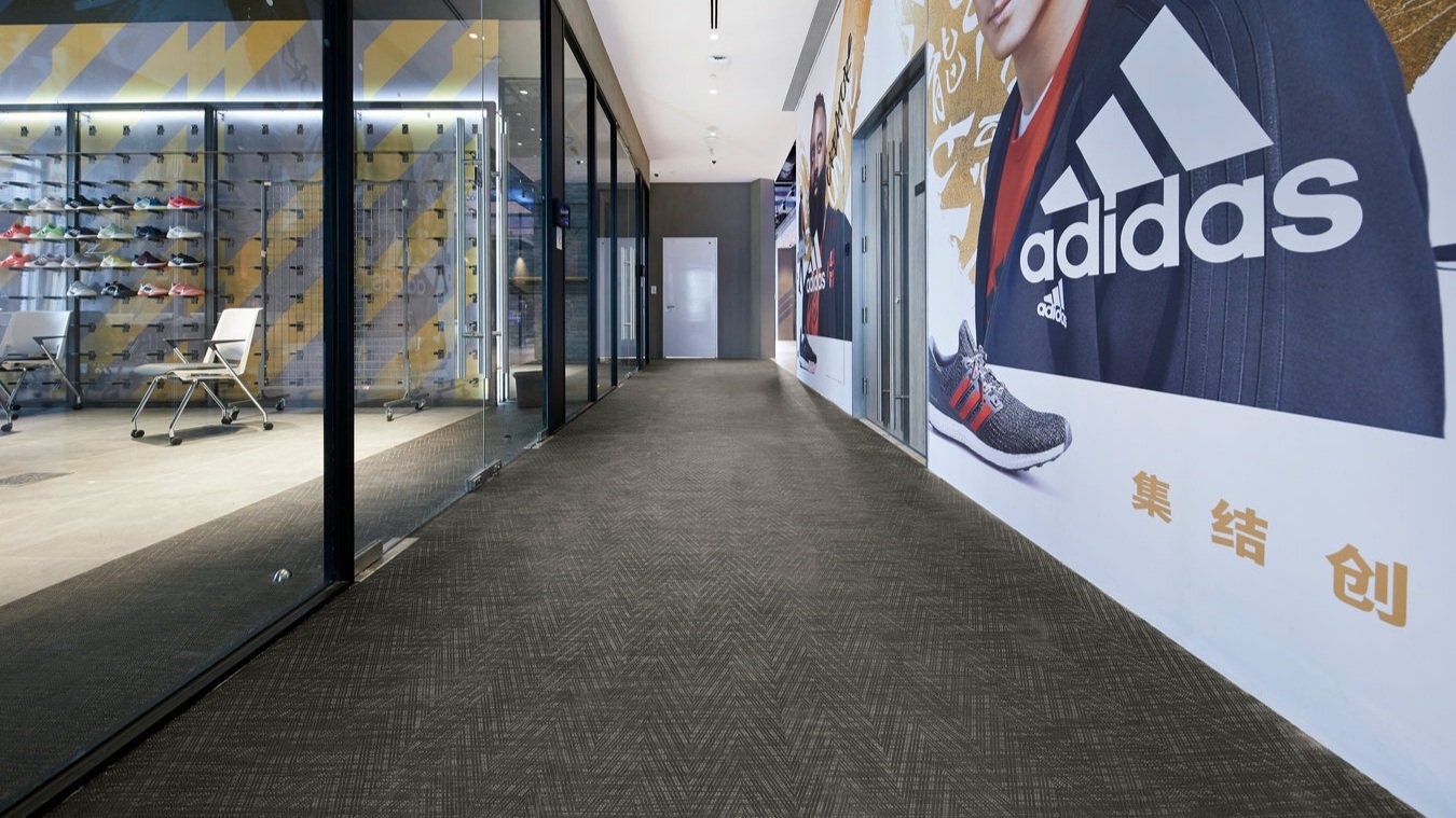 Bolon_Flooring_Adidas1_CN.jpg