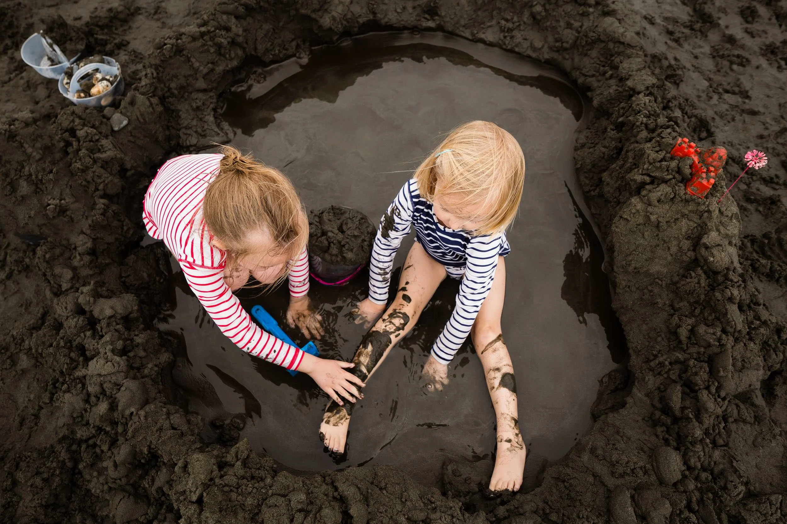 girls_playing_in_black_sand_and_circle_of_water_Personal_portfolio_by_rebecca_hunnicutt_farren.jpg