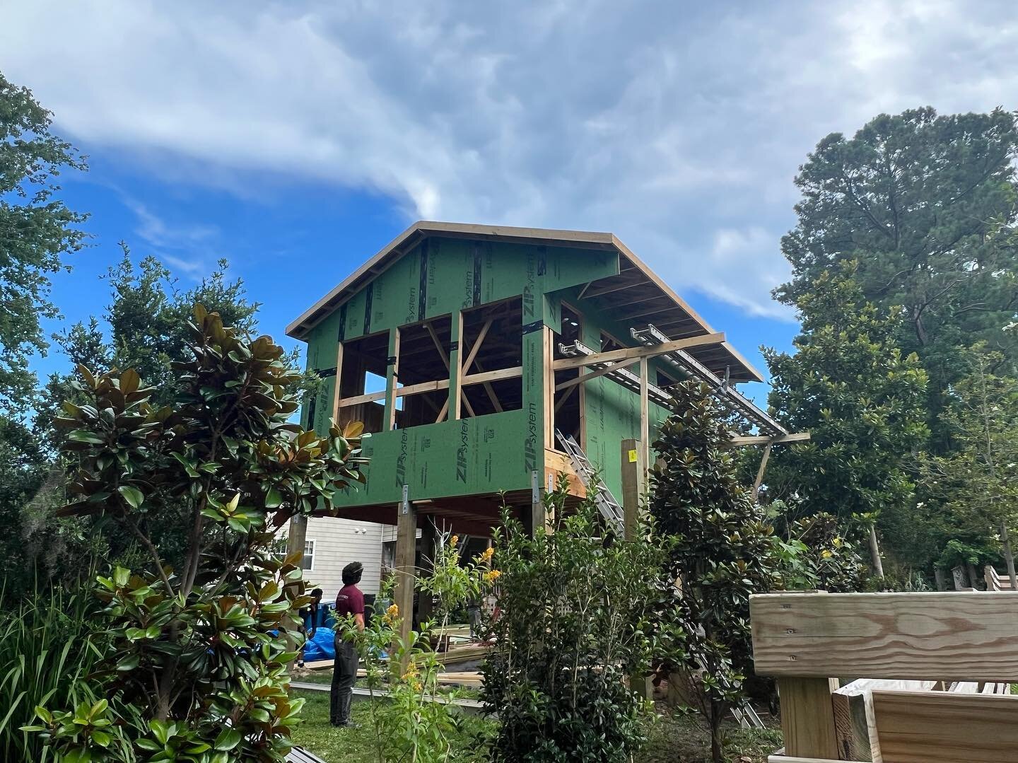 A 400sq ft ADU nestled in a lush backyard in Pirate&rsquo;s Cove is taking shape. 
3 large 4x6 windows frame distant views of Hewlett&rsquo;s Creek, while smaller 4x2 transom windows provide privacy from the neighbors and plenty of natural light.

#a