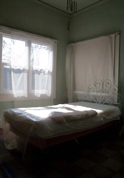 Olivia's-room-lg.jpg