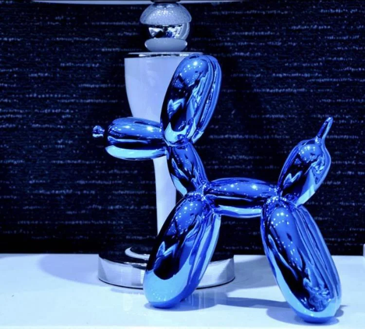 201. Jeff Koons - Balloon Dog (Blue)