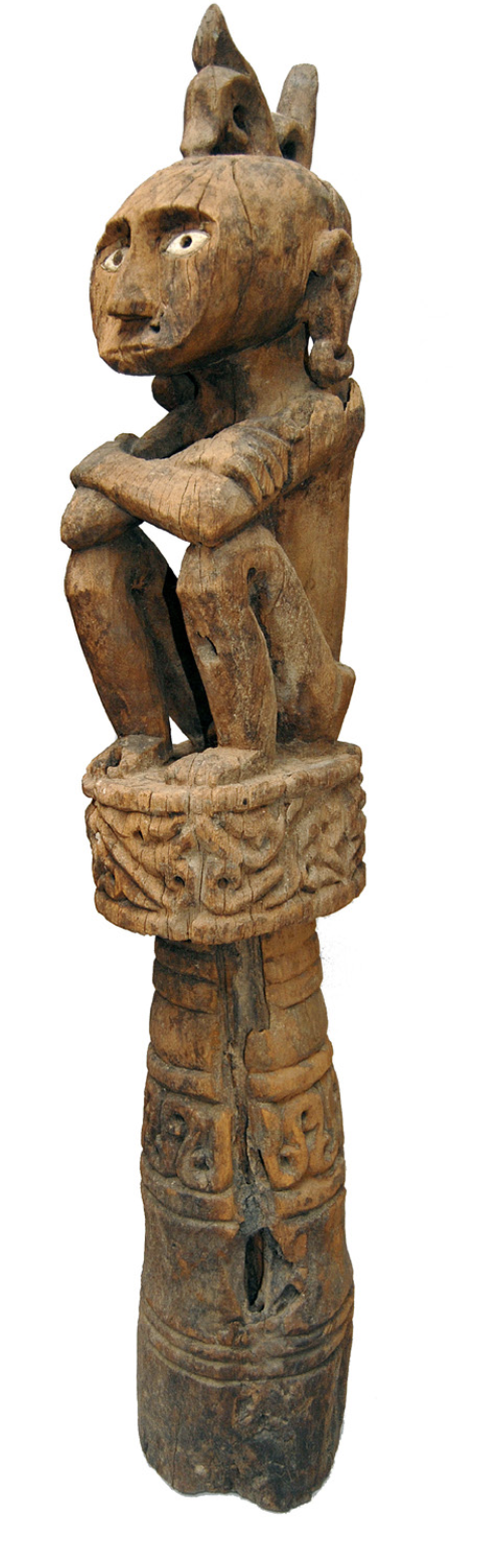 3. Nage ancestor statue Ana deo / Statue d’ancêtre Nage (Ana deo)