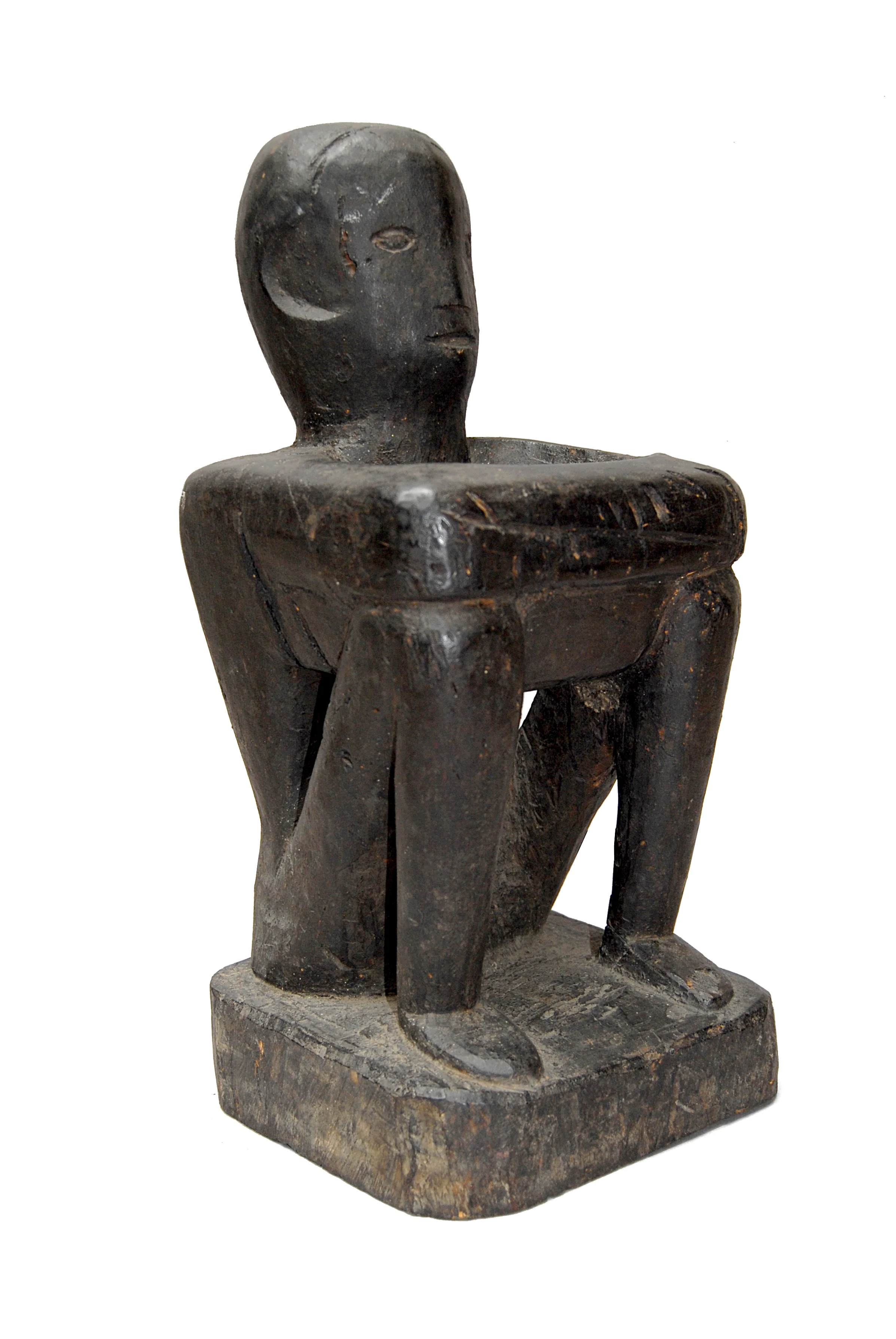 28. Bulul statue / Statue Bulul