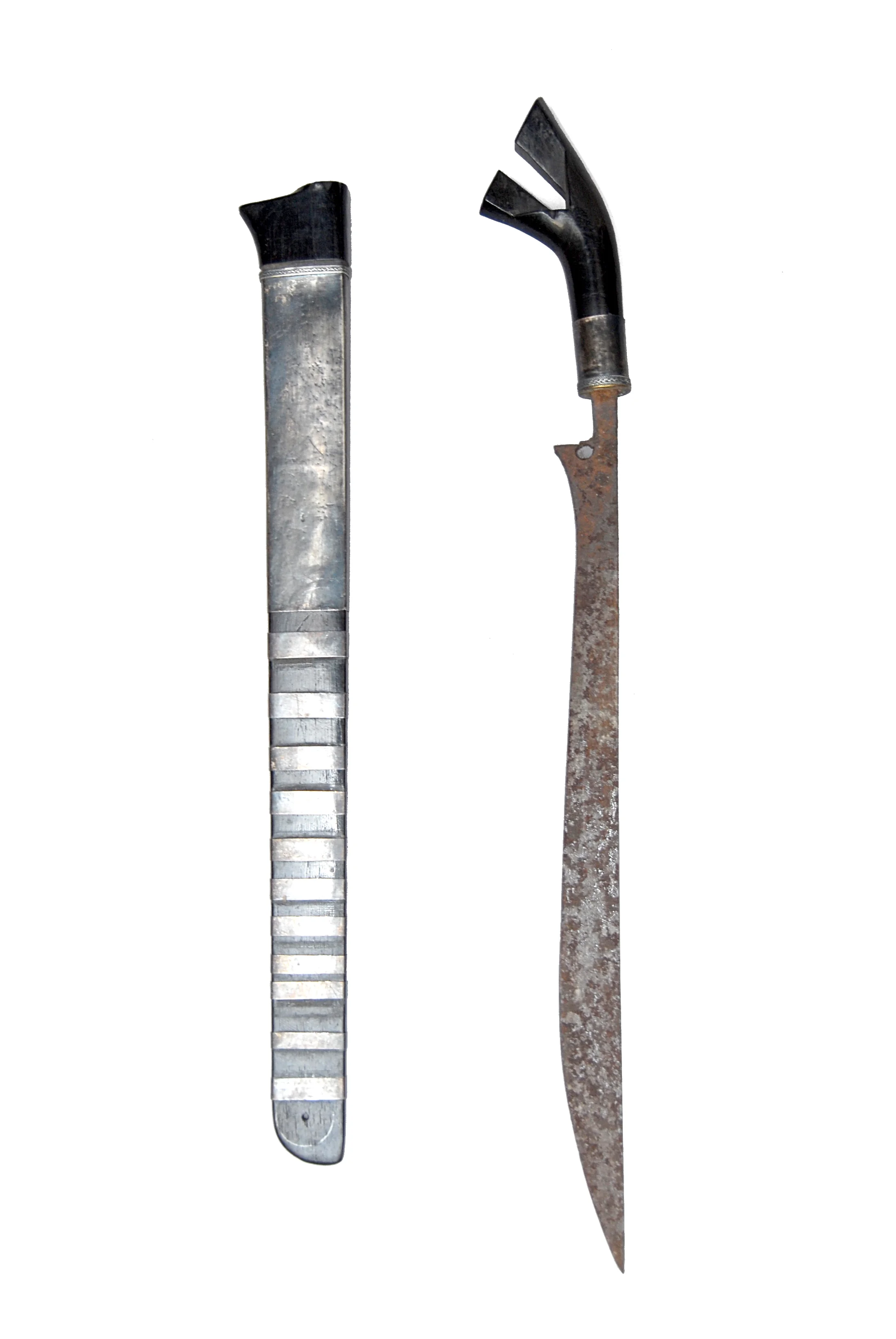 42. Batak sabre / Sabre Batak