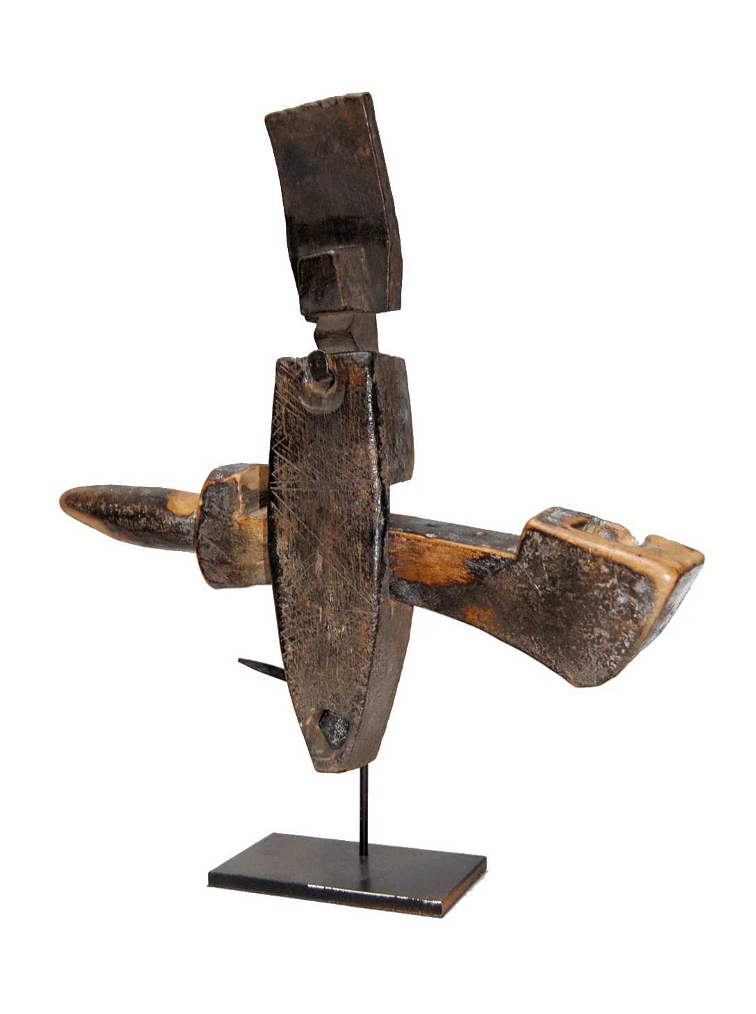 60. Ceremonial door lock / Serrure d’apparat