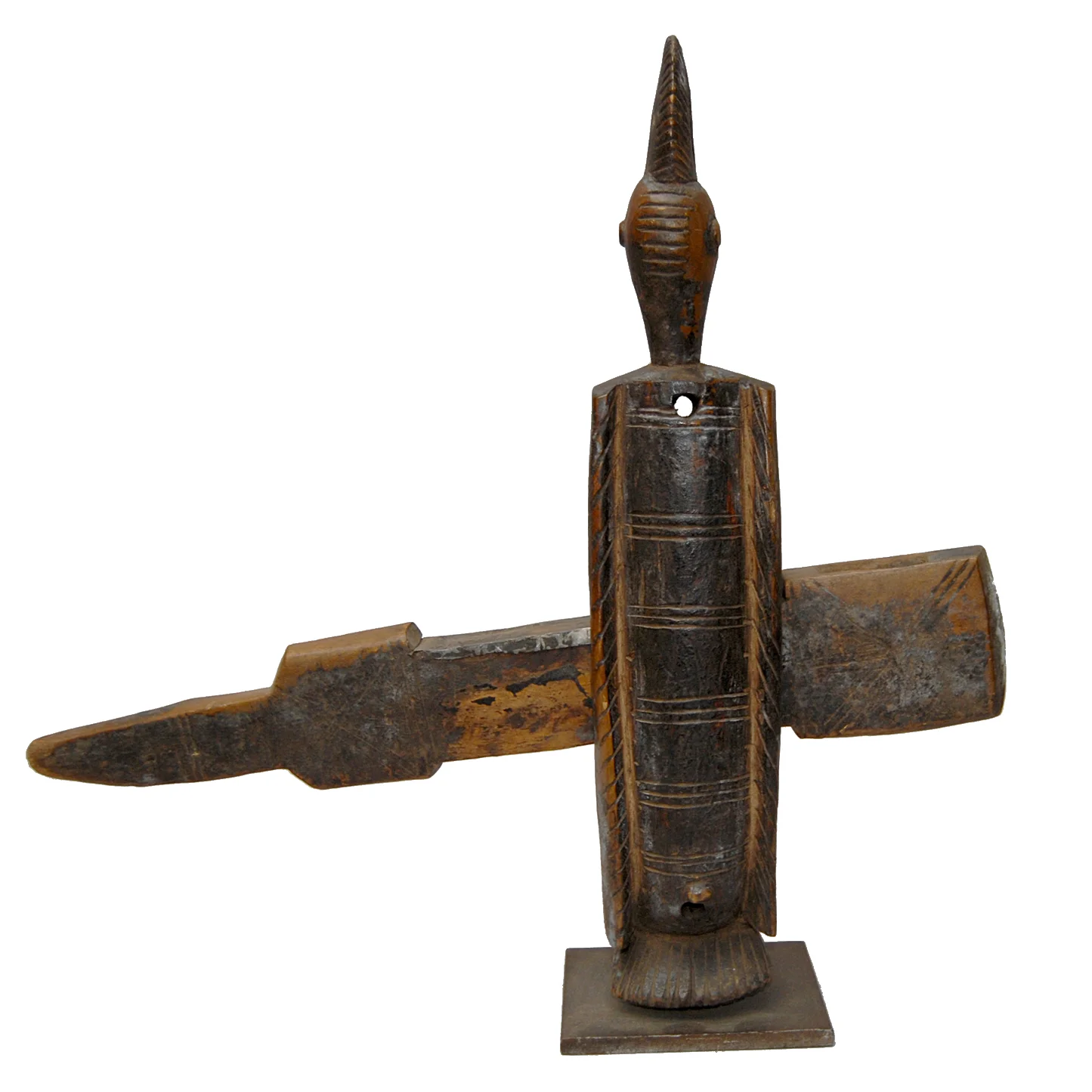 62. Ceremonial bird-shaped door lock / Serrure d’apparat Oiseau