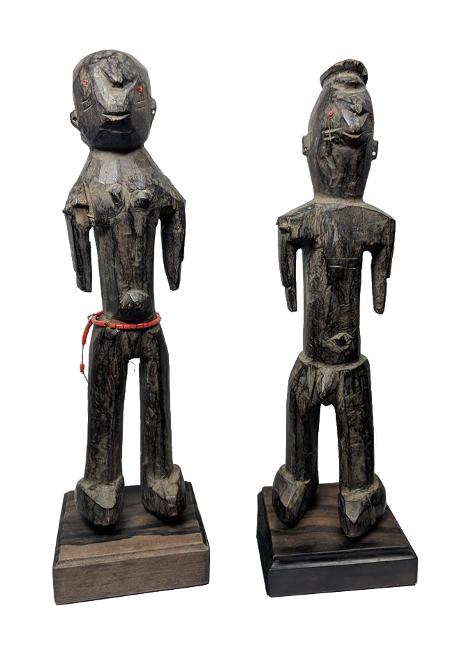 94. Pair of Goemai statues / Paire de statues Goemai