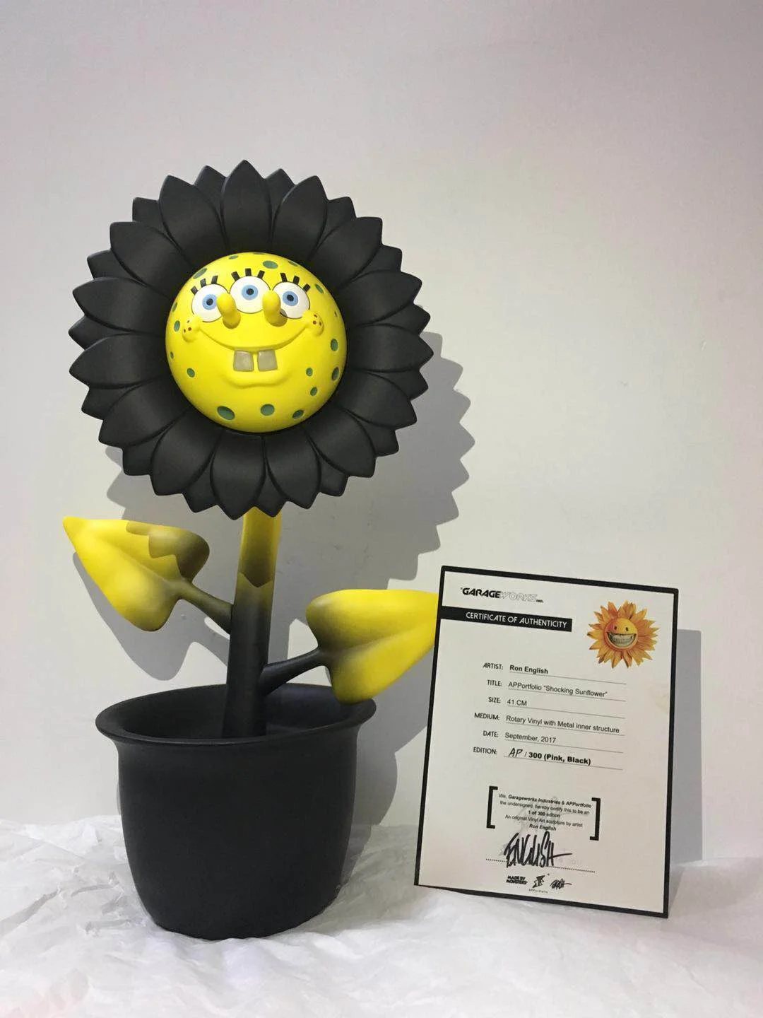 195. APPortofolio Shocking Sunflower - Ron English