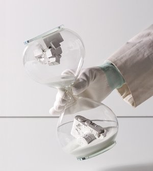 197. Hour Glass Relic - Daniel Arsham  