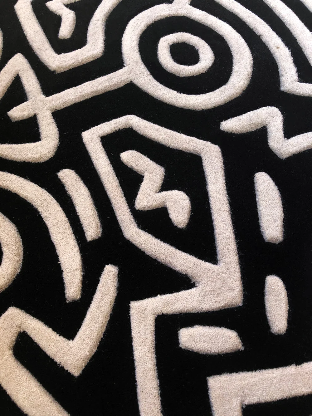 24. Carpet Untitled 2 - Keith Haring