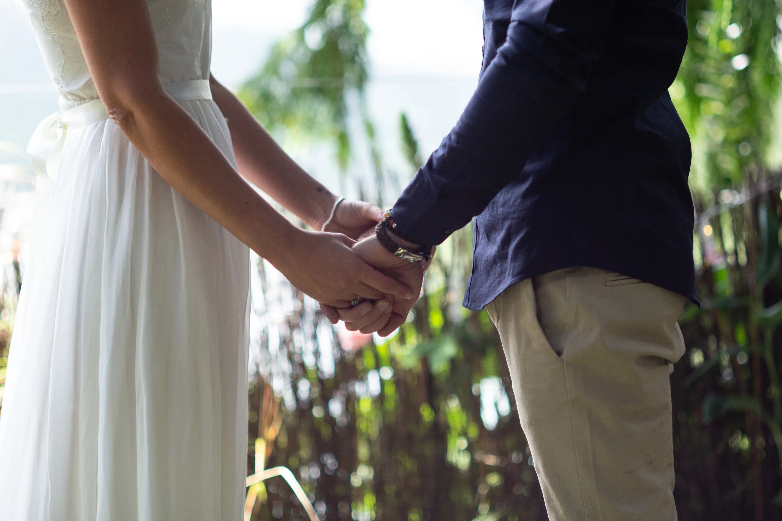 Relaxed &amp; Intimate Garden Wedding 