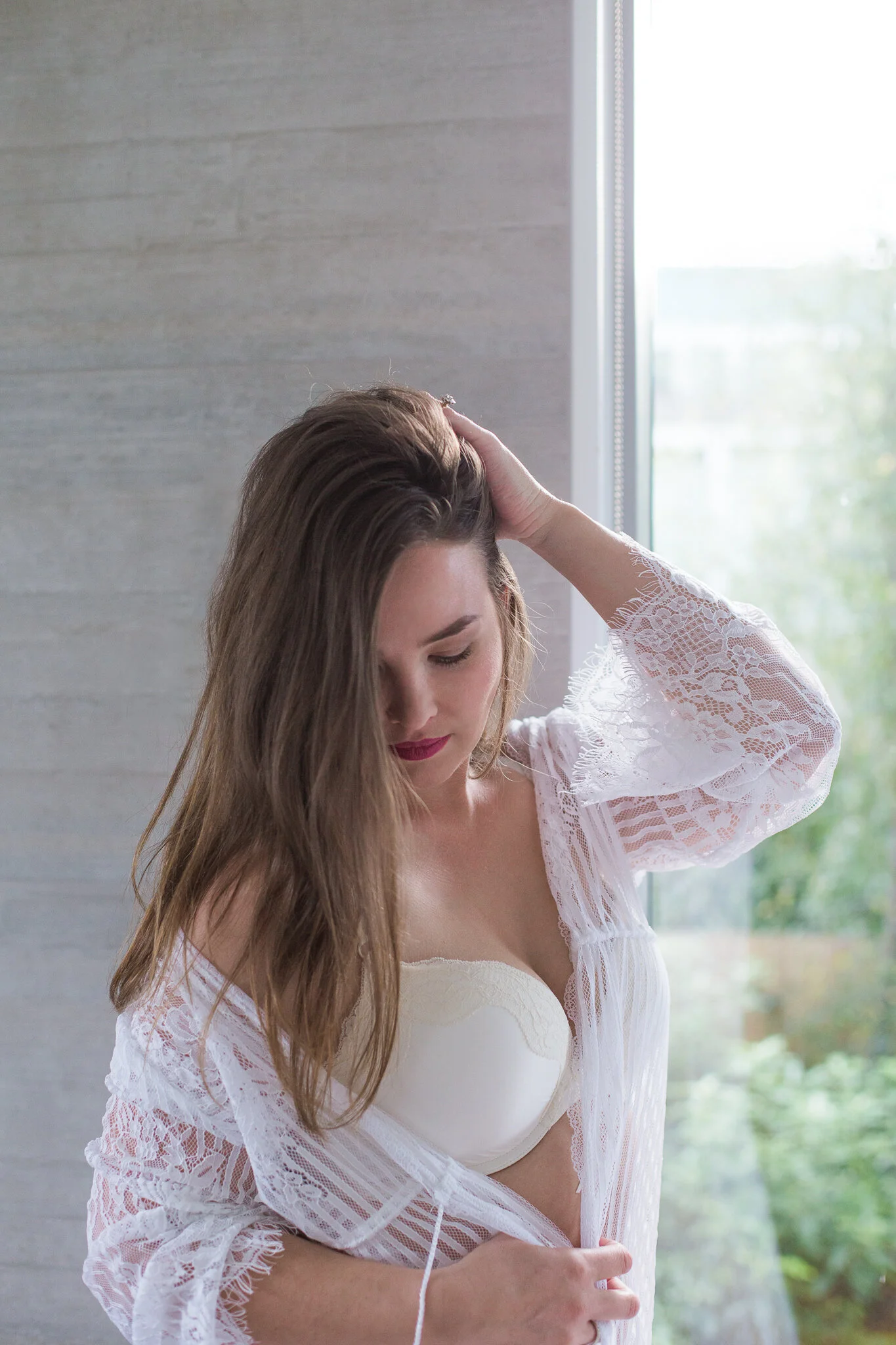 romantic boudoir pose inspiration