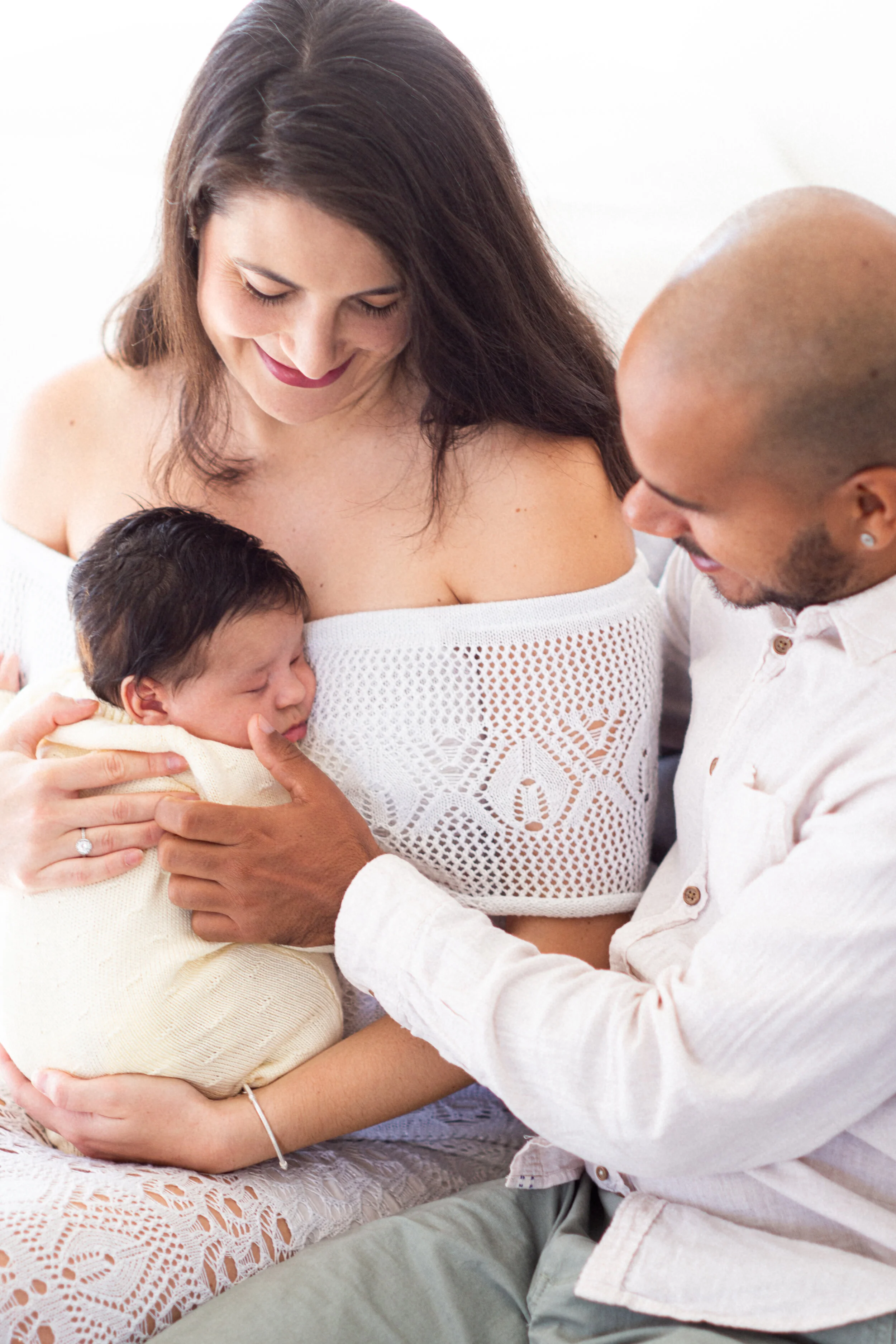 light &amp; Airy Newborn Session