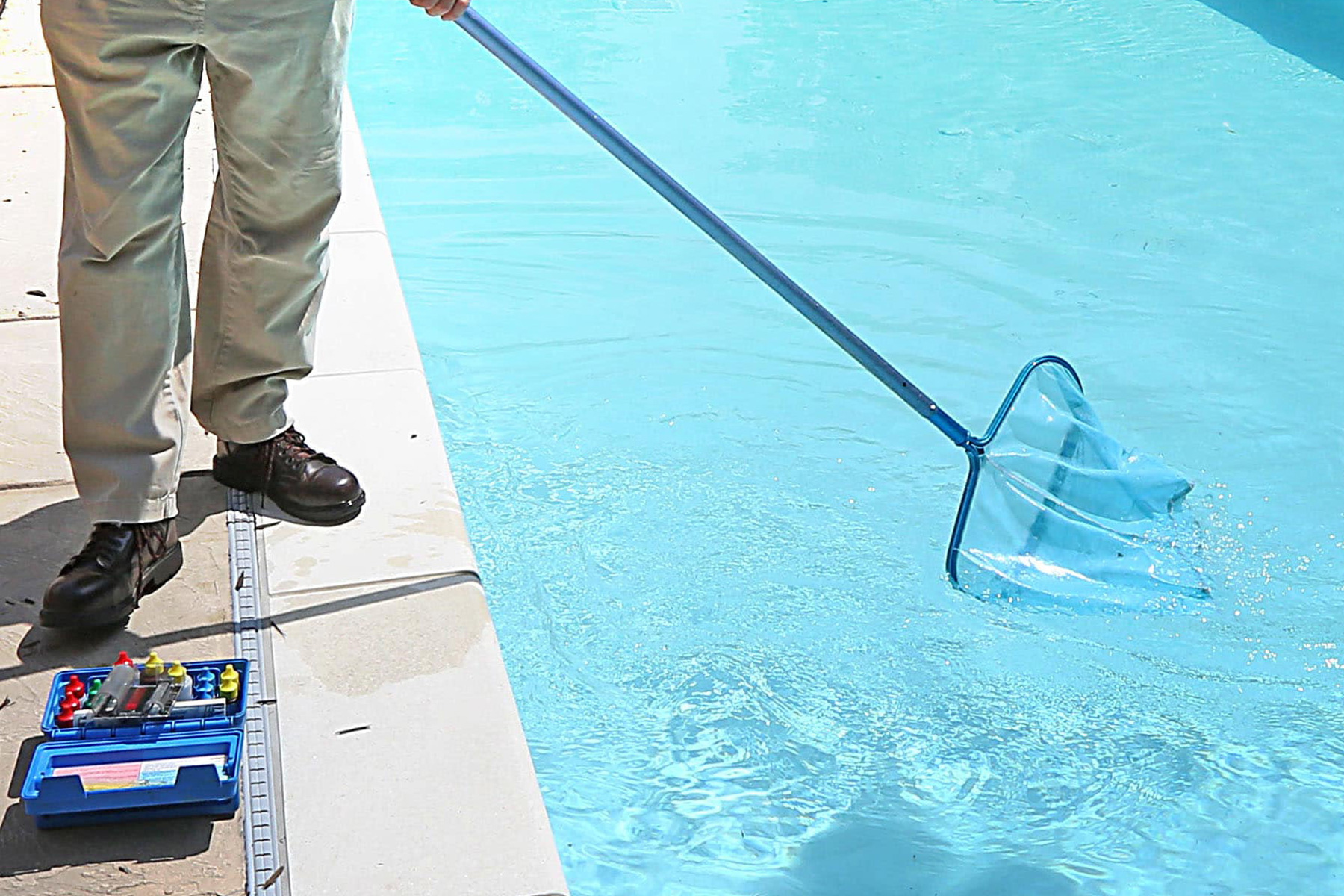 Pool-Maintenance-Service-Hammerhead-Pools.jpg