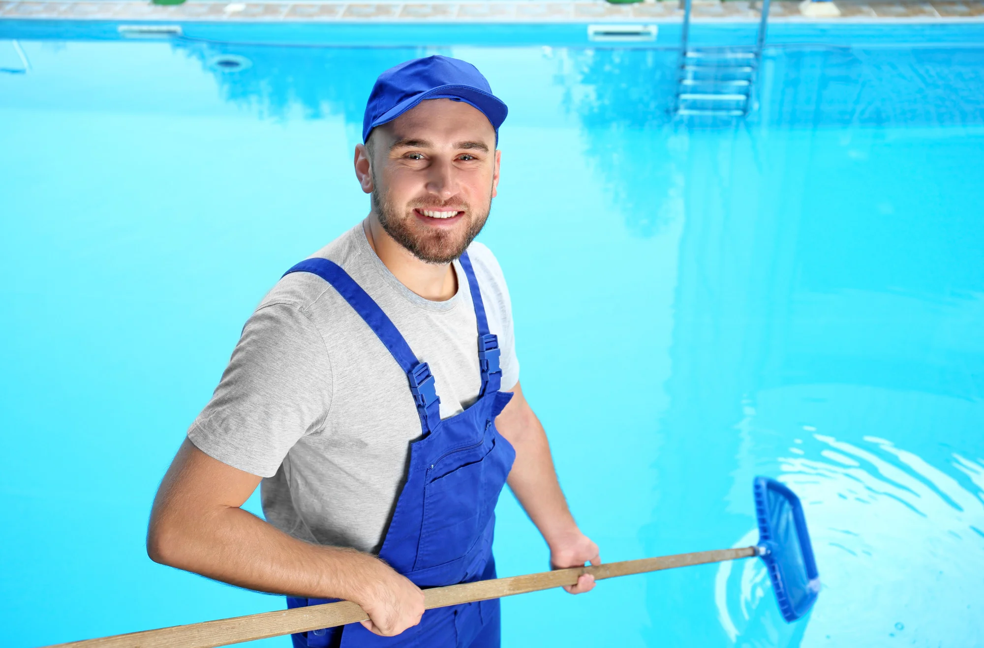 DIY Pool Maintenance vs. Professional Services: Why You Should Hire A Professional Service